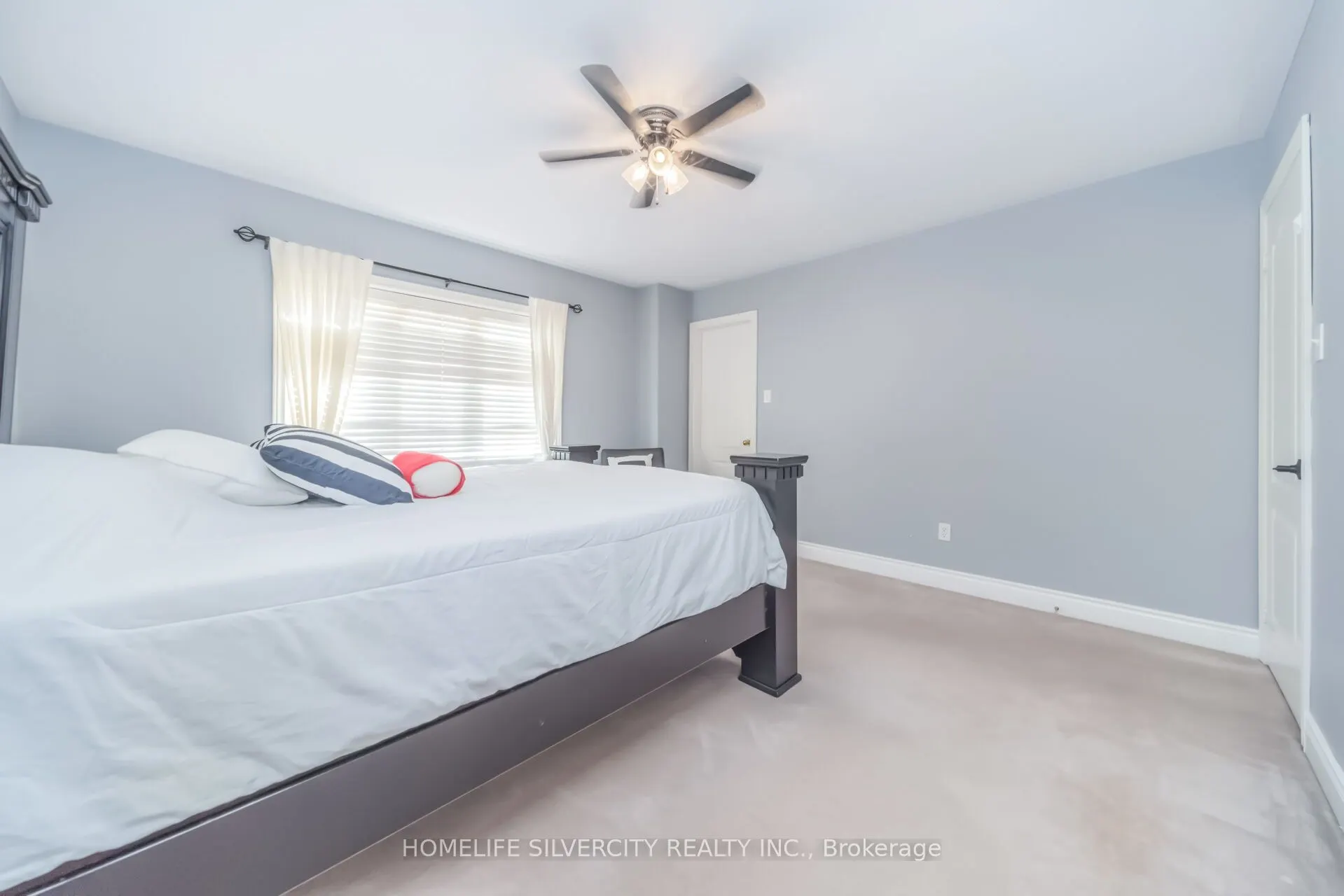 15 Newark Way