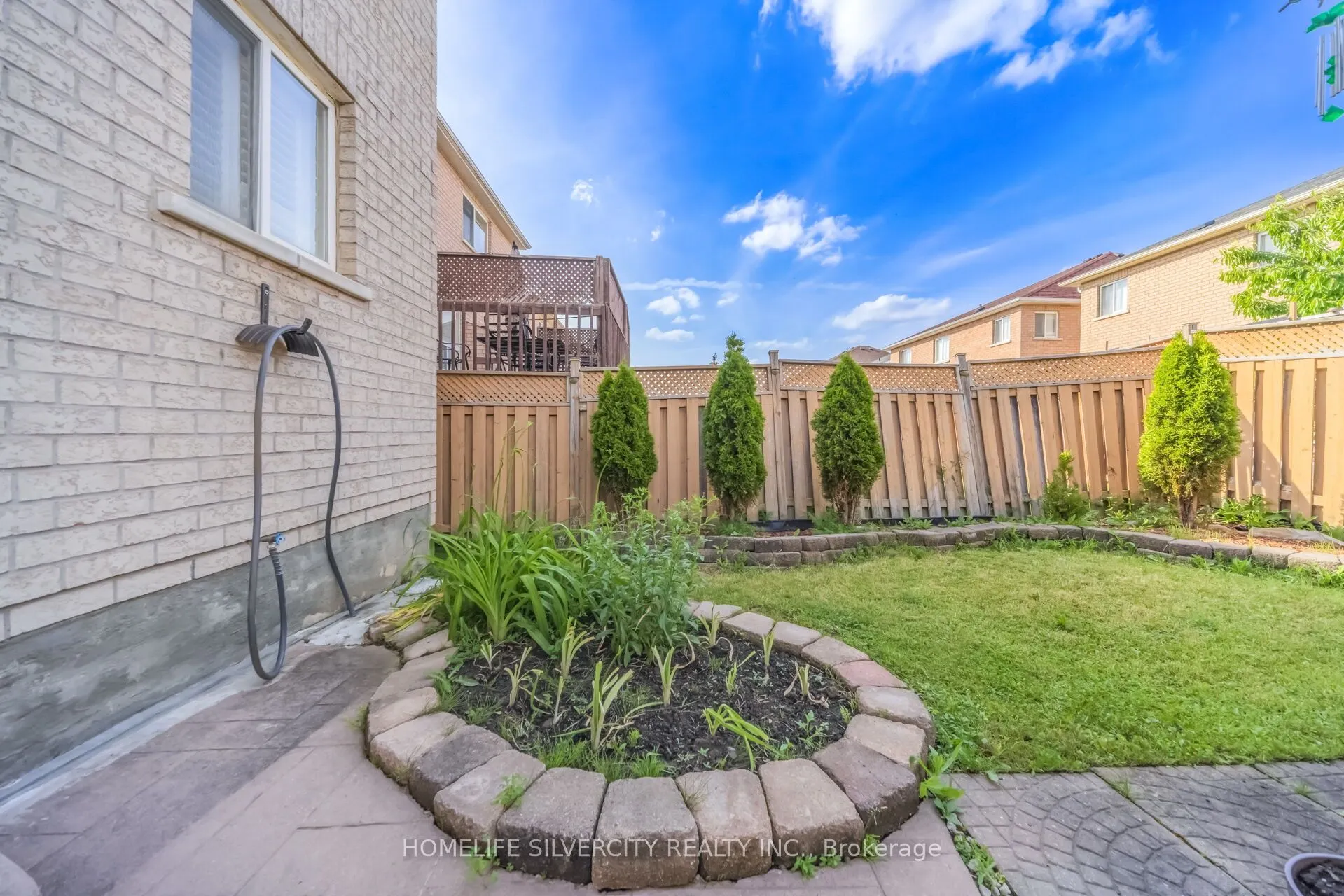15 Newark Way