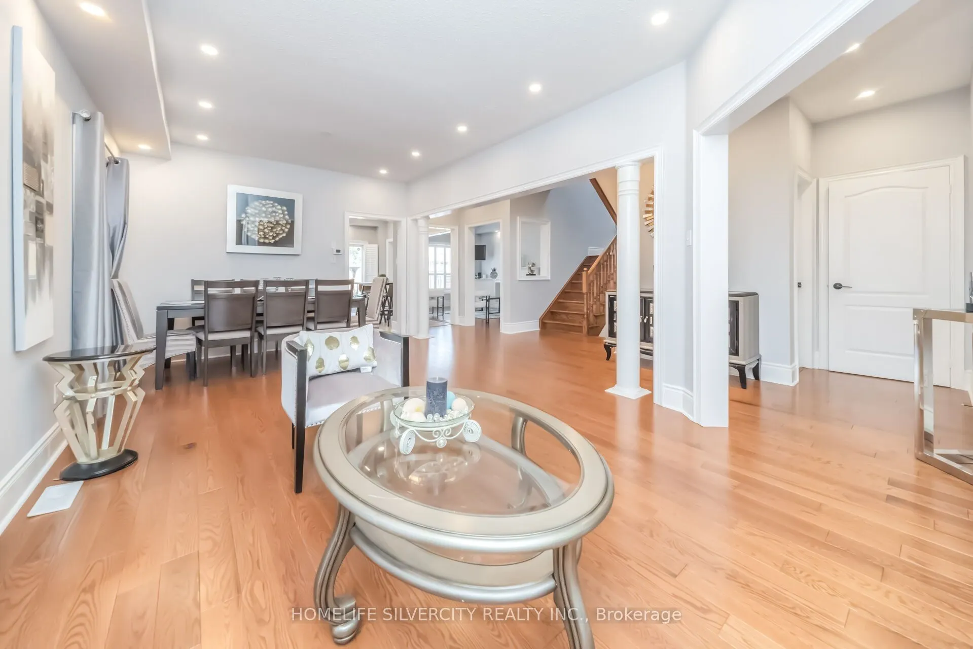 15 Newark Way