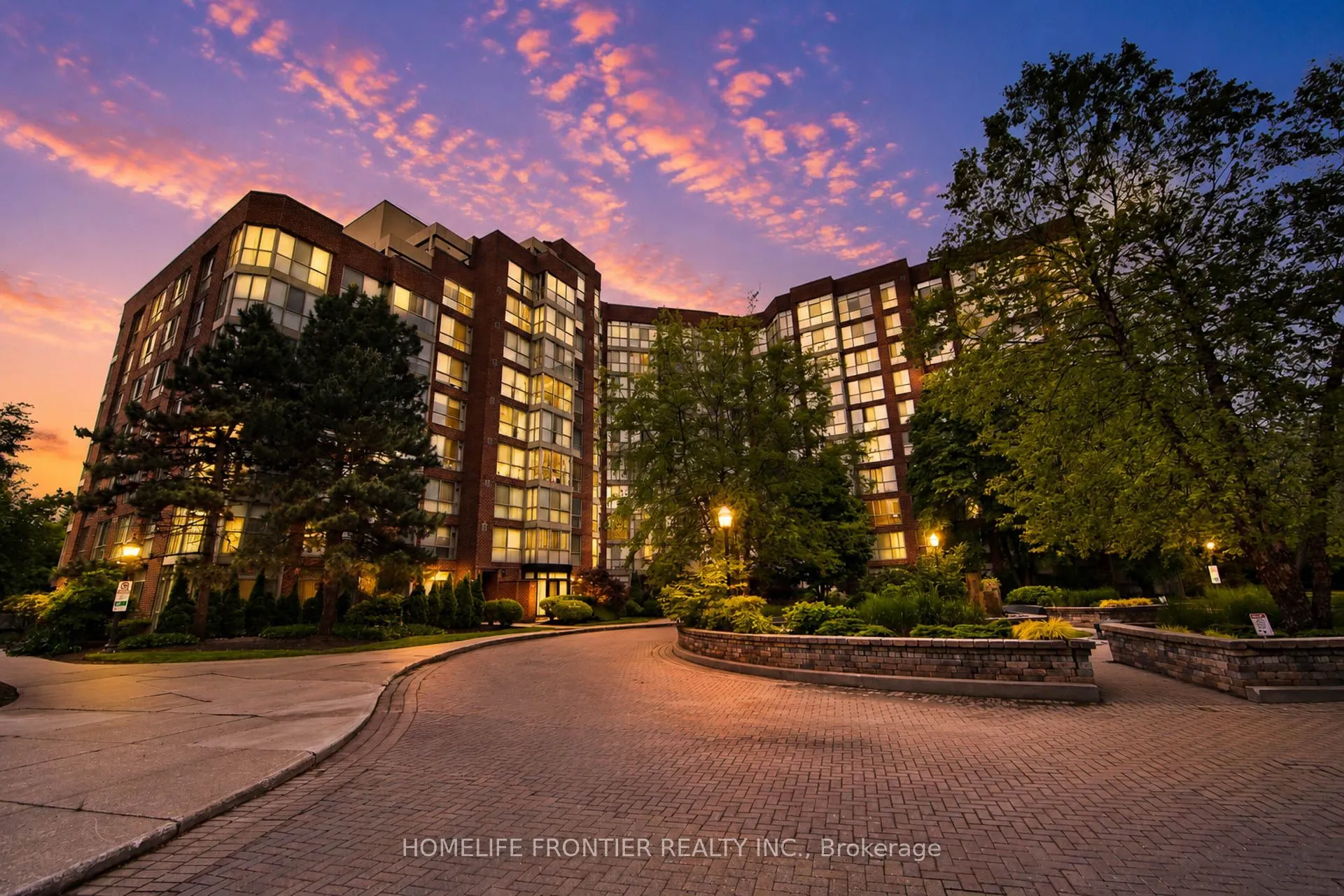 22 Southport Street #440