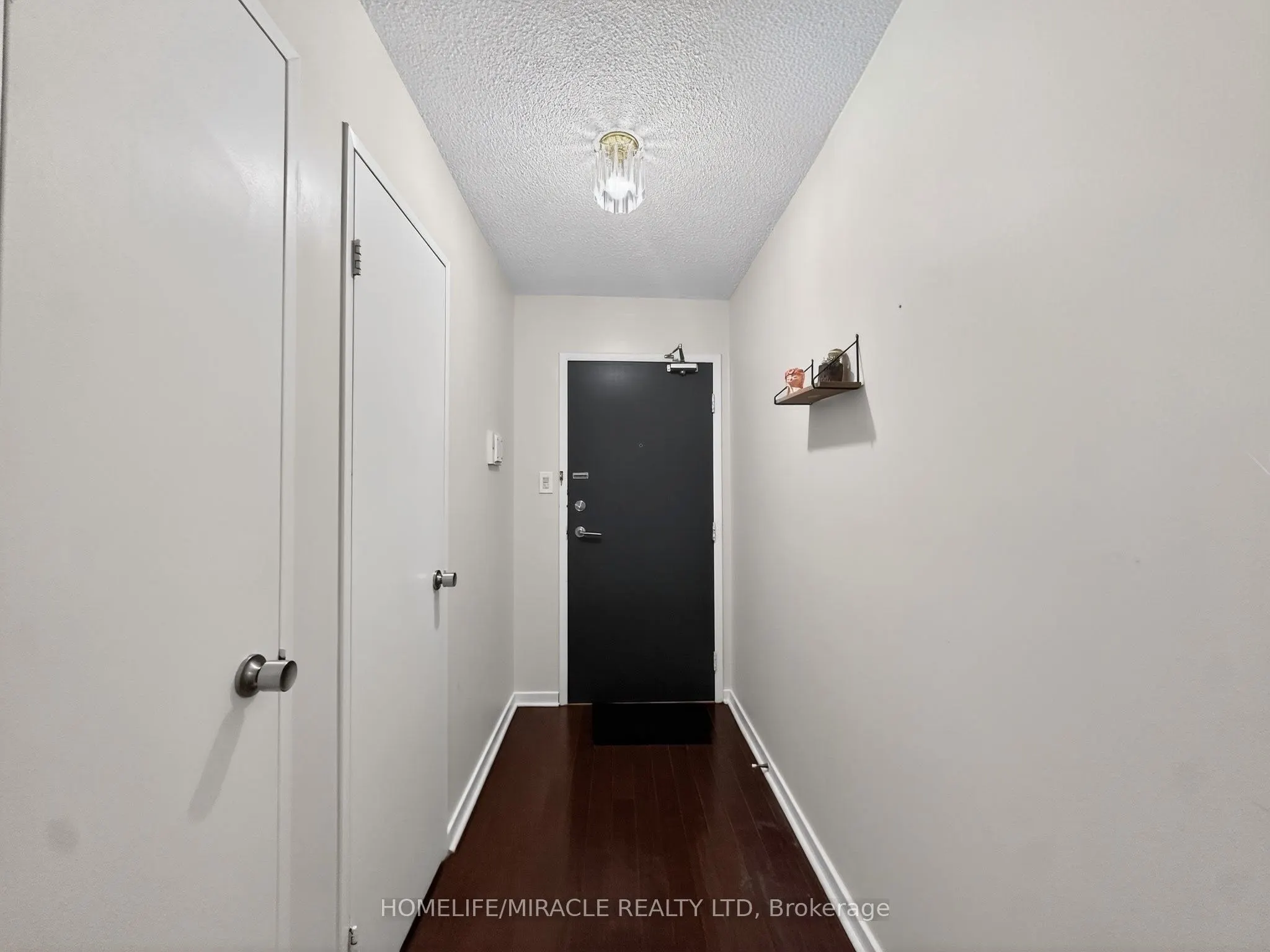 1580 Mississauga valley Boulevard #412
