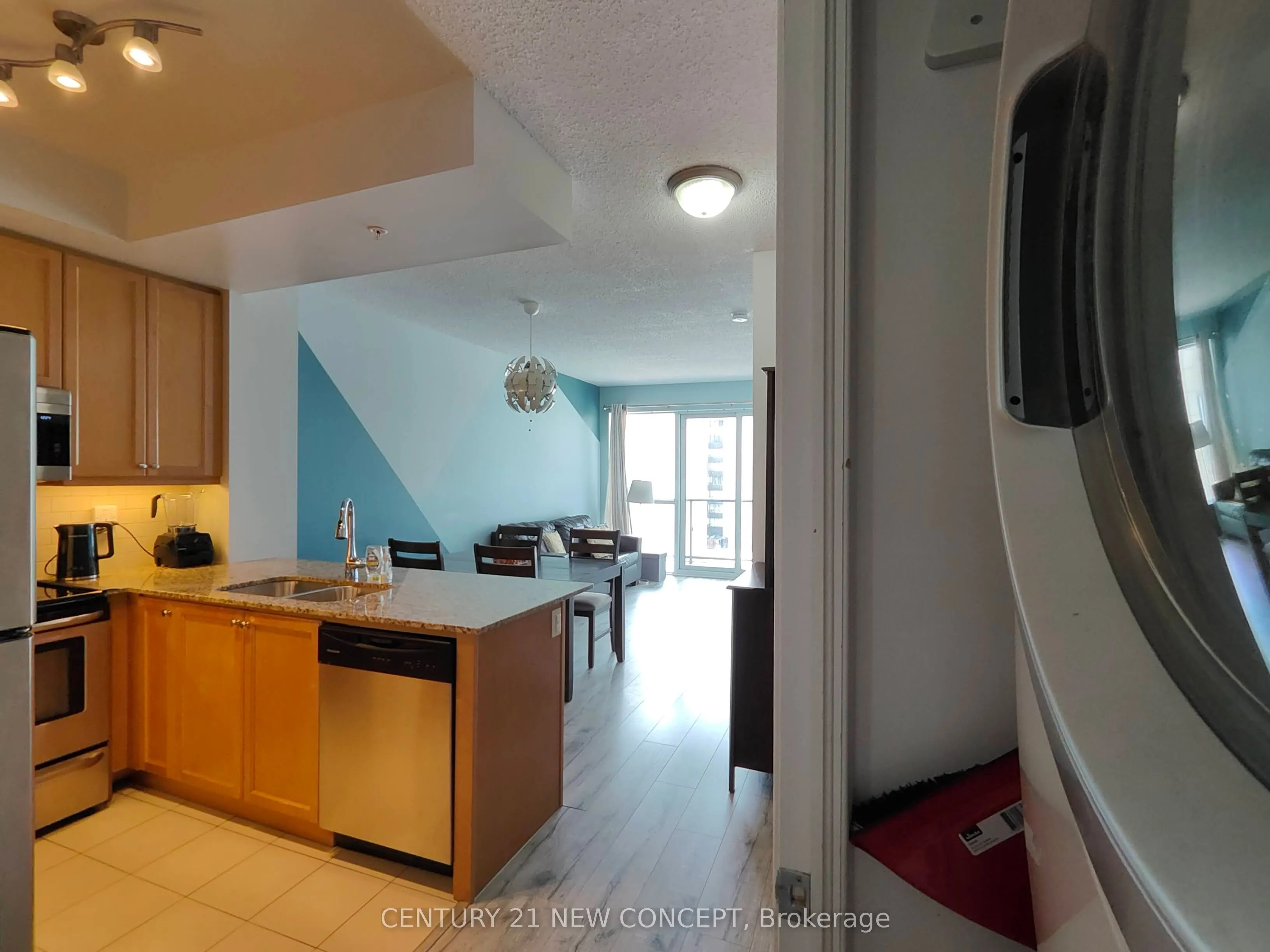 15 James Finlay Way #703