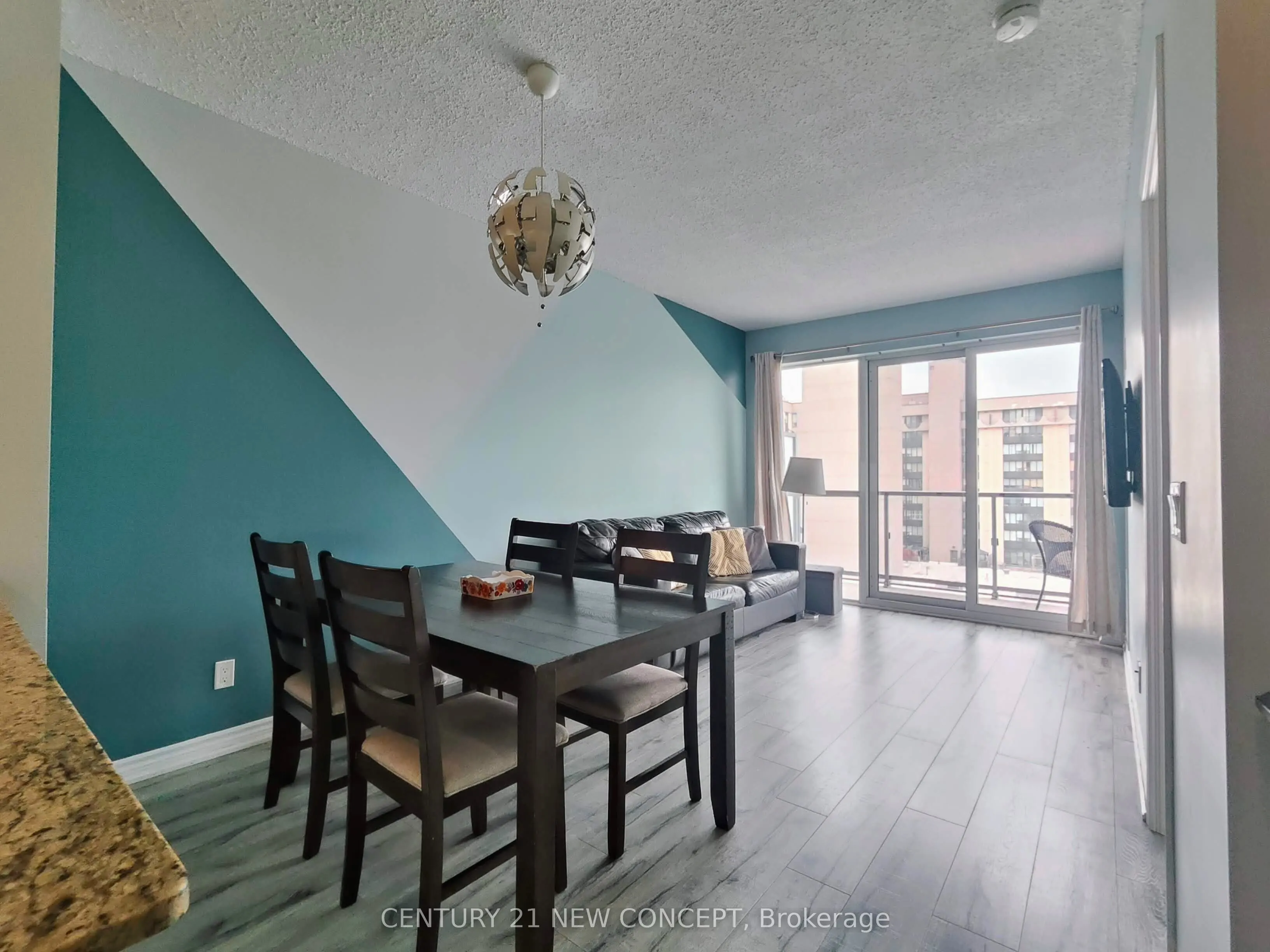 15 James Finlay Way #703