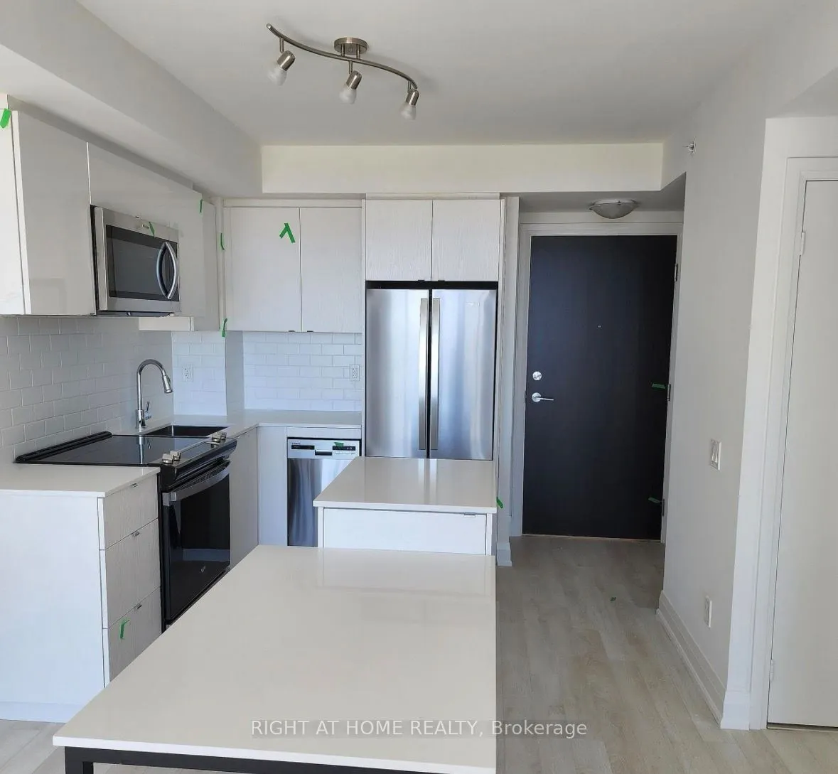 1461 Lawrence ave W Avenue #1801