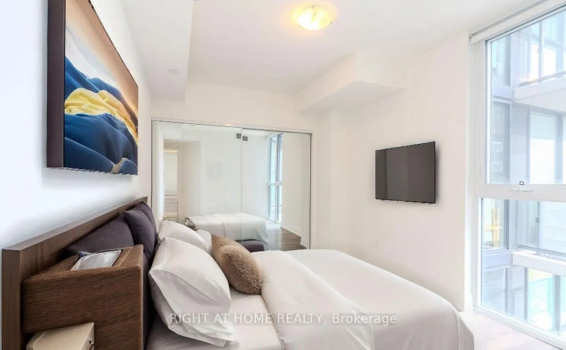 1461 Lawrence ave W Avenue #1801