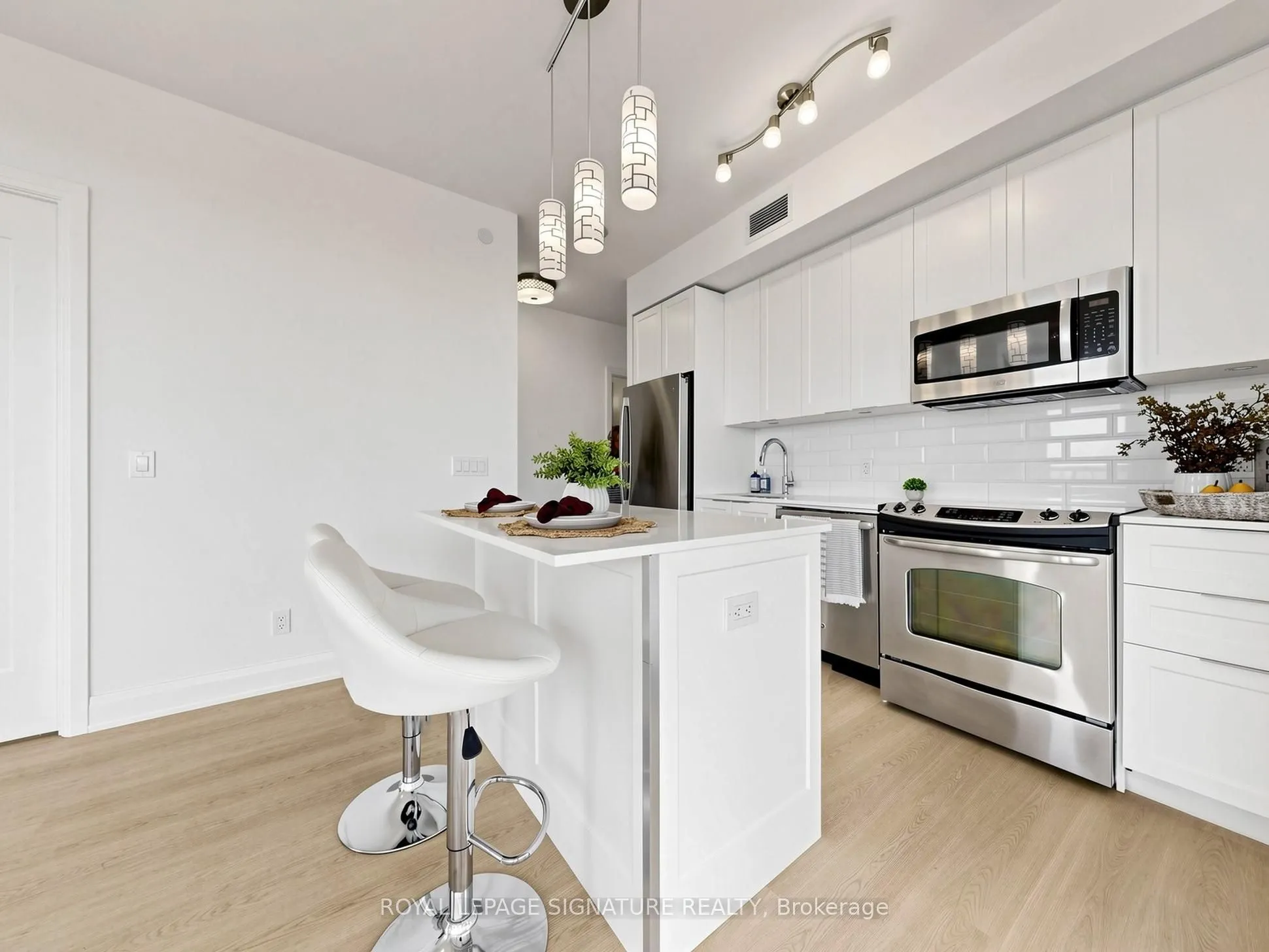 56 Annie Craig Drive #4704