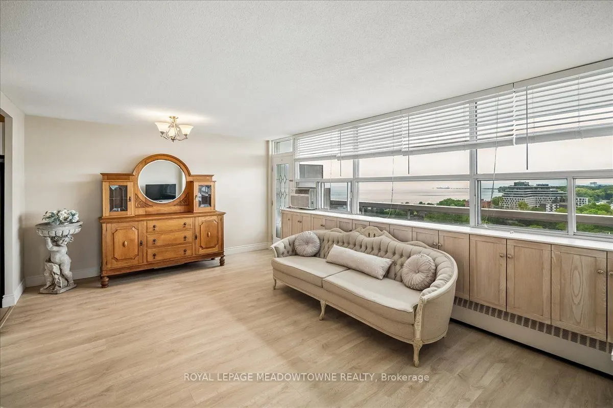 2263 Marine Drive #1601