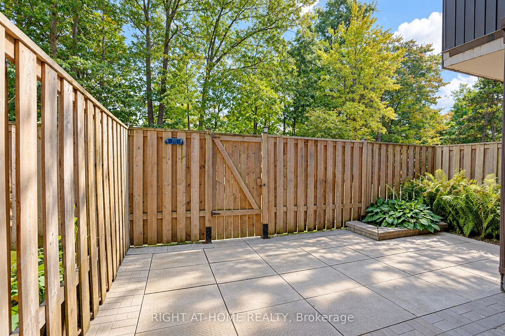 3025 The credit woodlands Drive #109