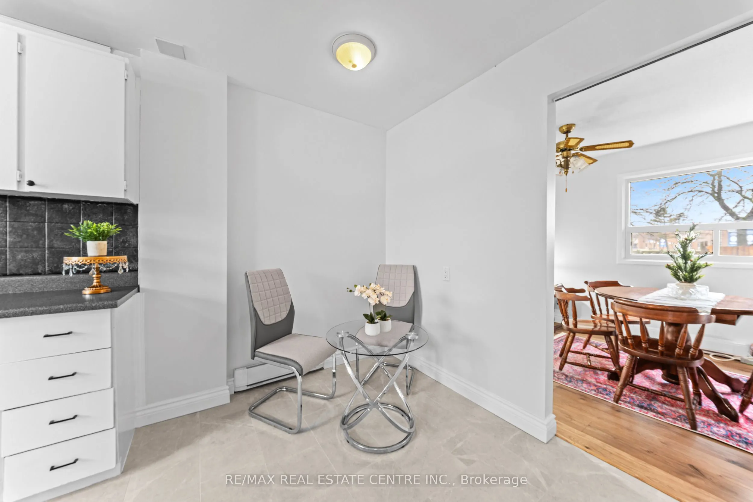 13 Gold Pine Court