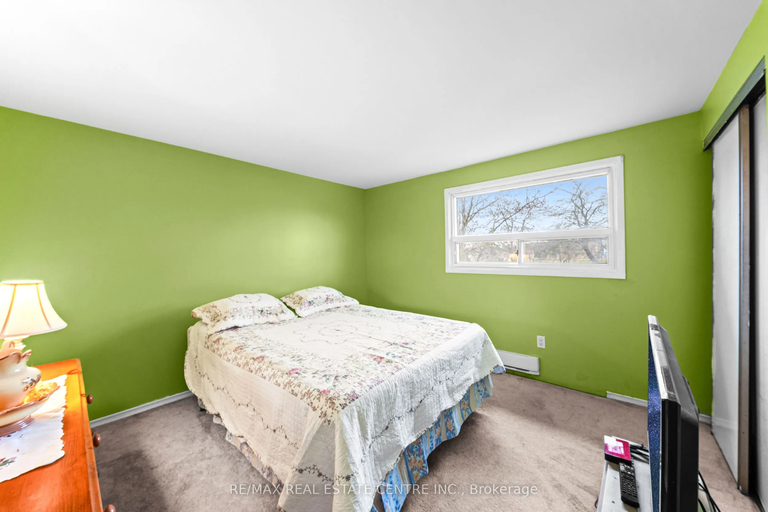 13 Gold Pine Court