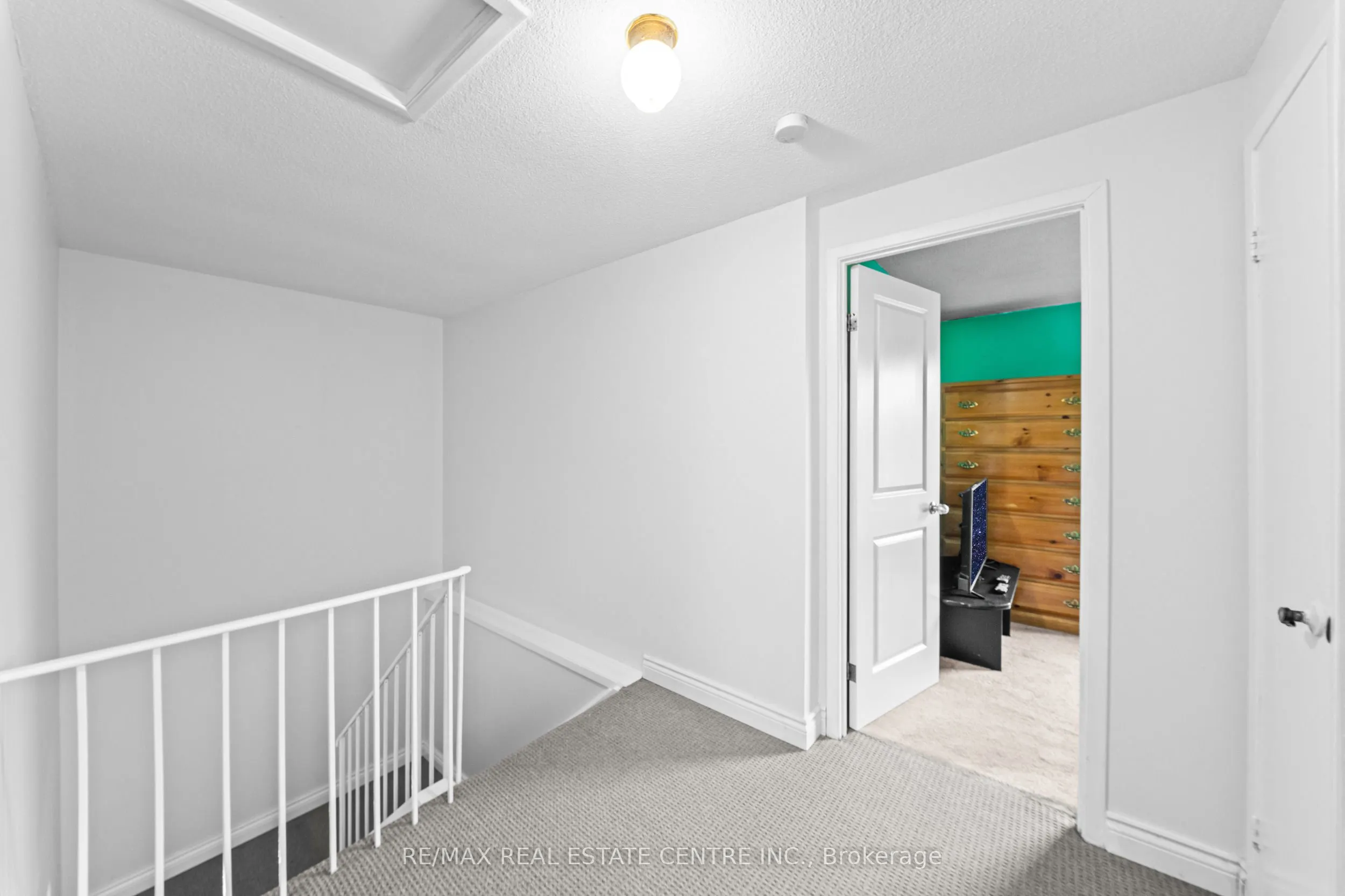 13 Gold Pine Court