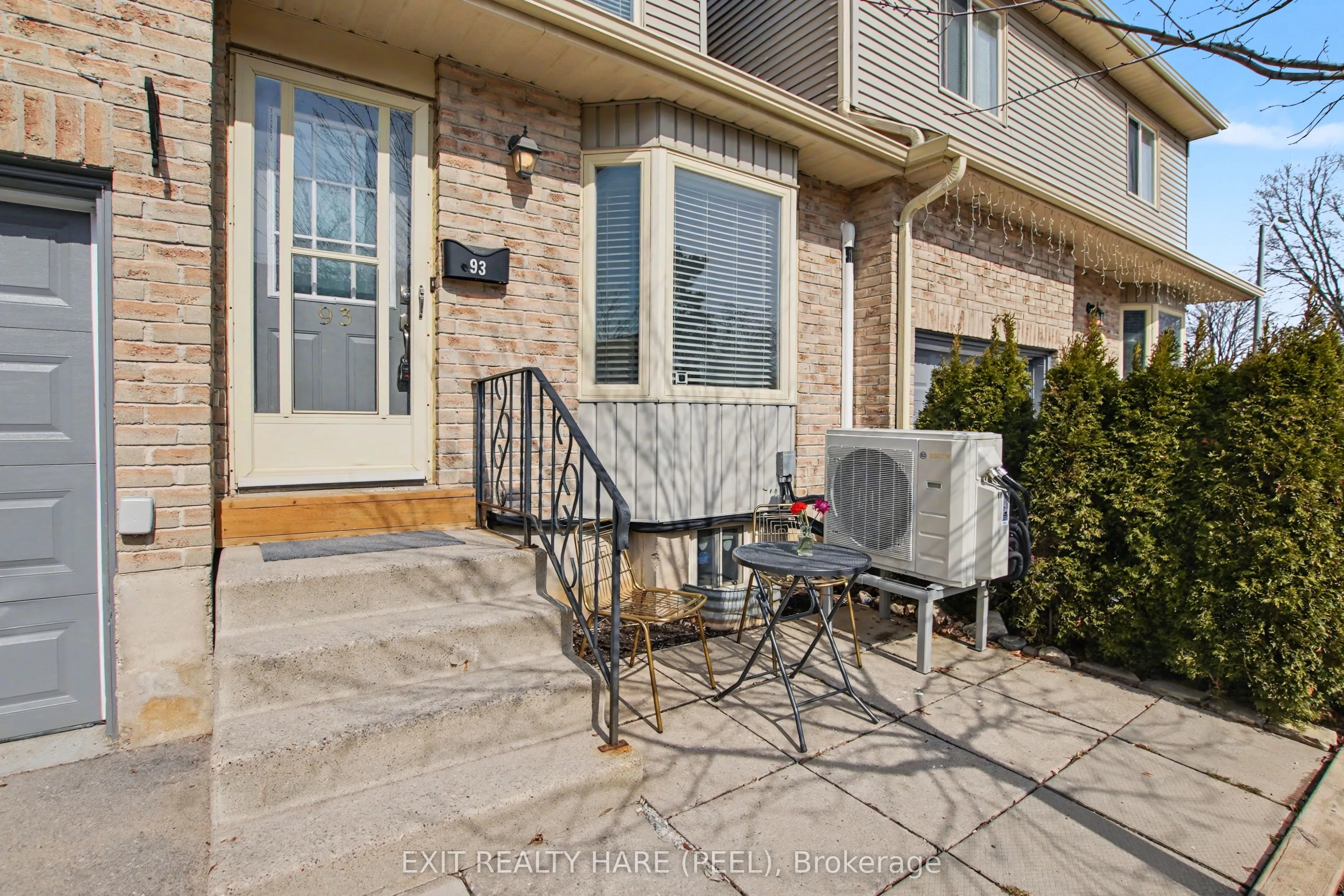 90 Lawrence Avenue #93