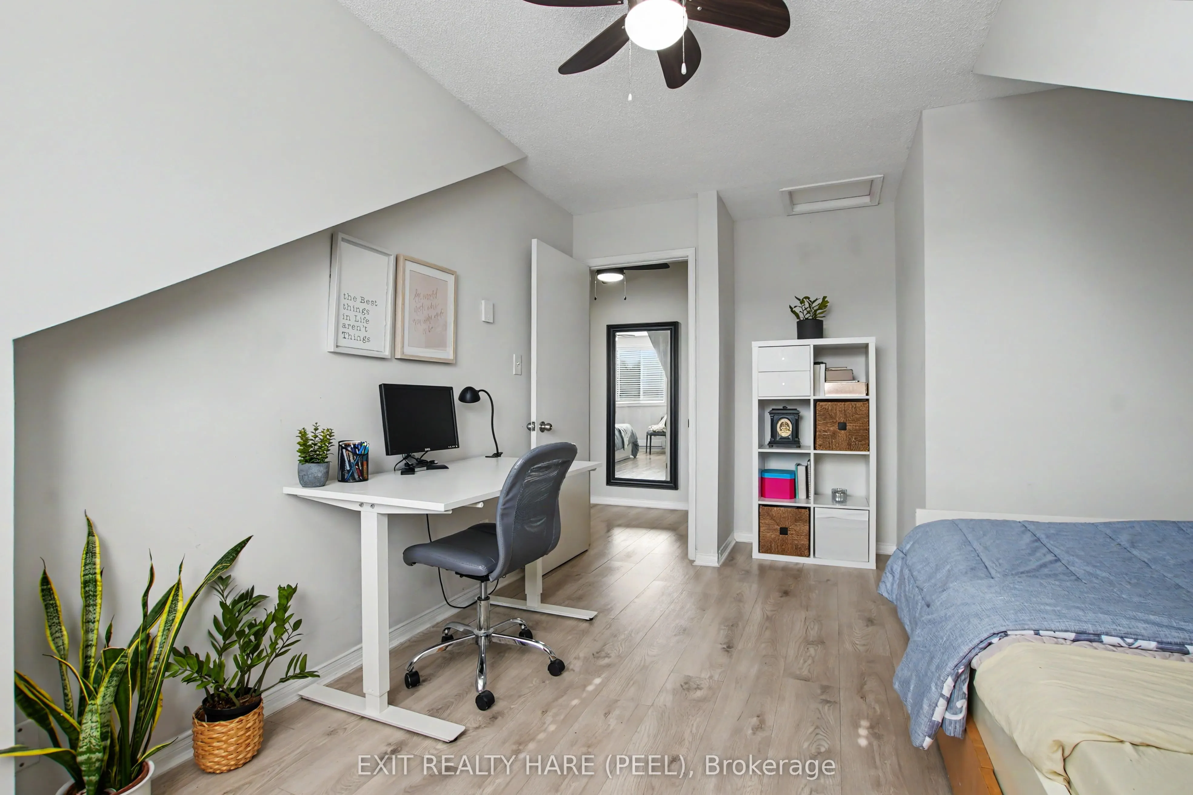 90 Lawrence Avenue #93