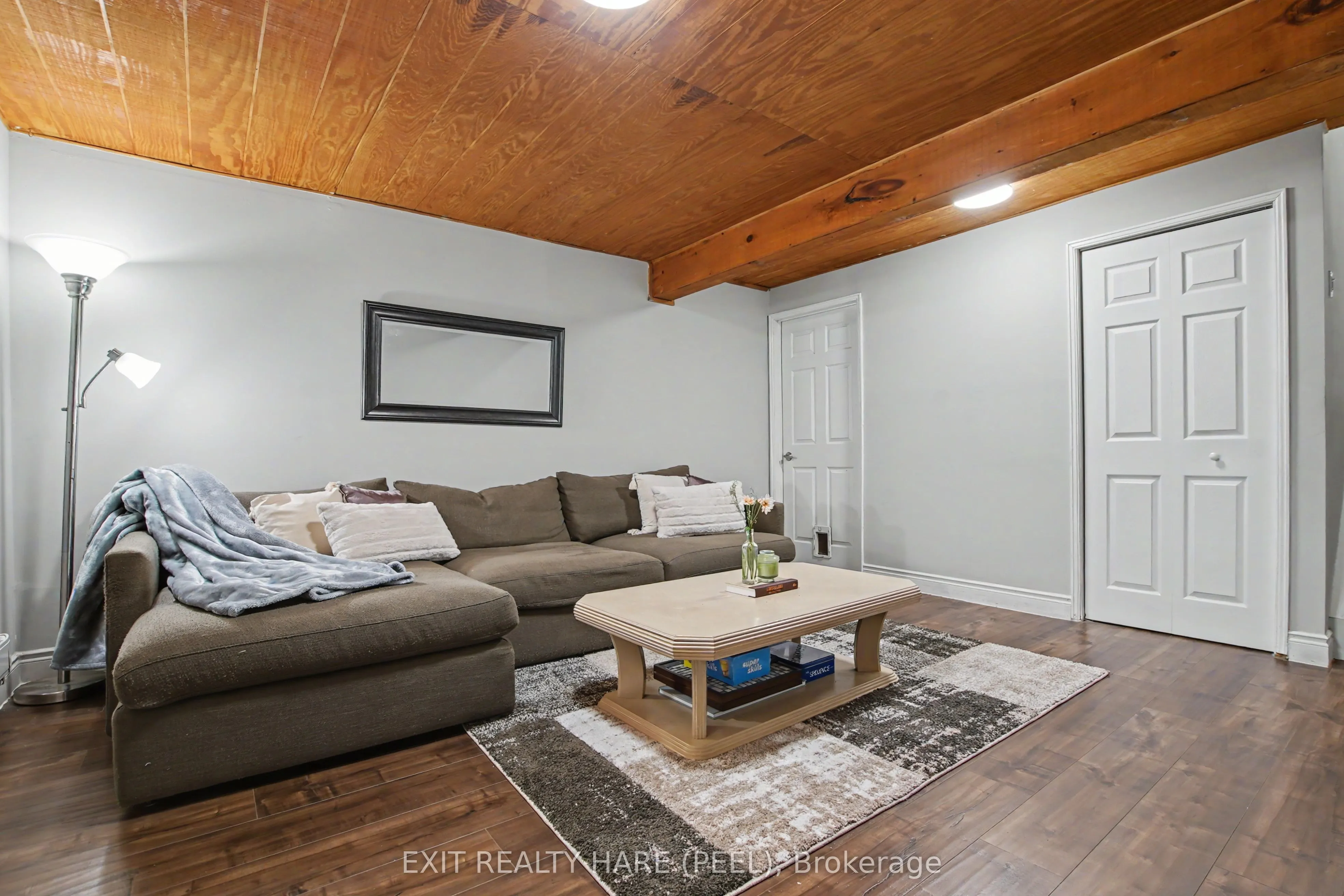 90 Lawrence Avenue #93