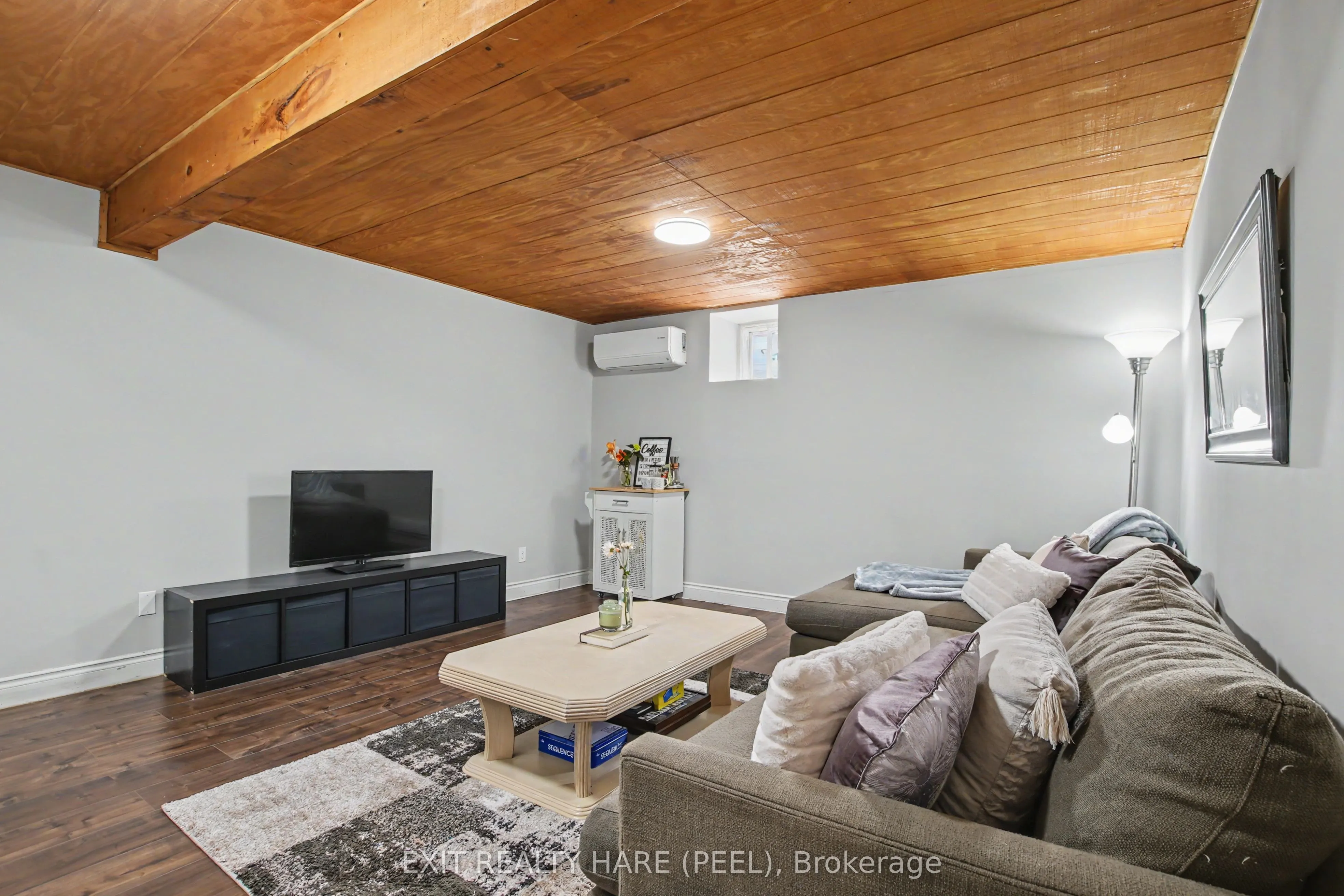 90 Lawrence Avenue #93