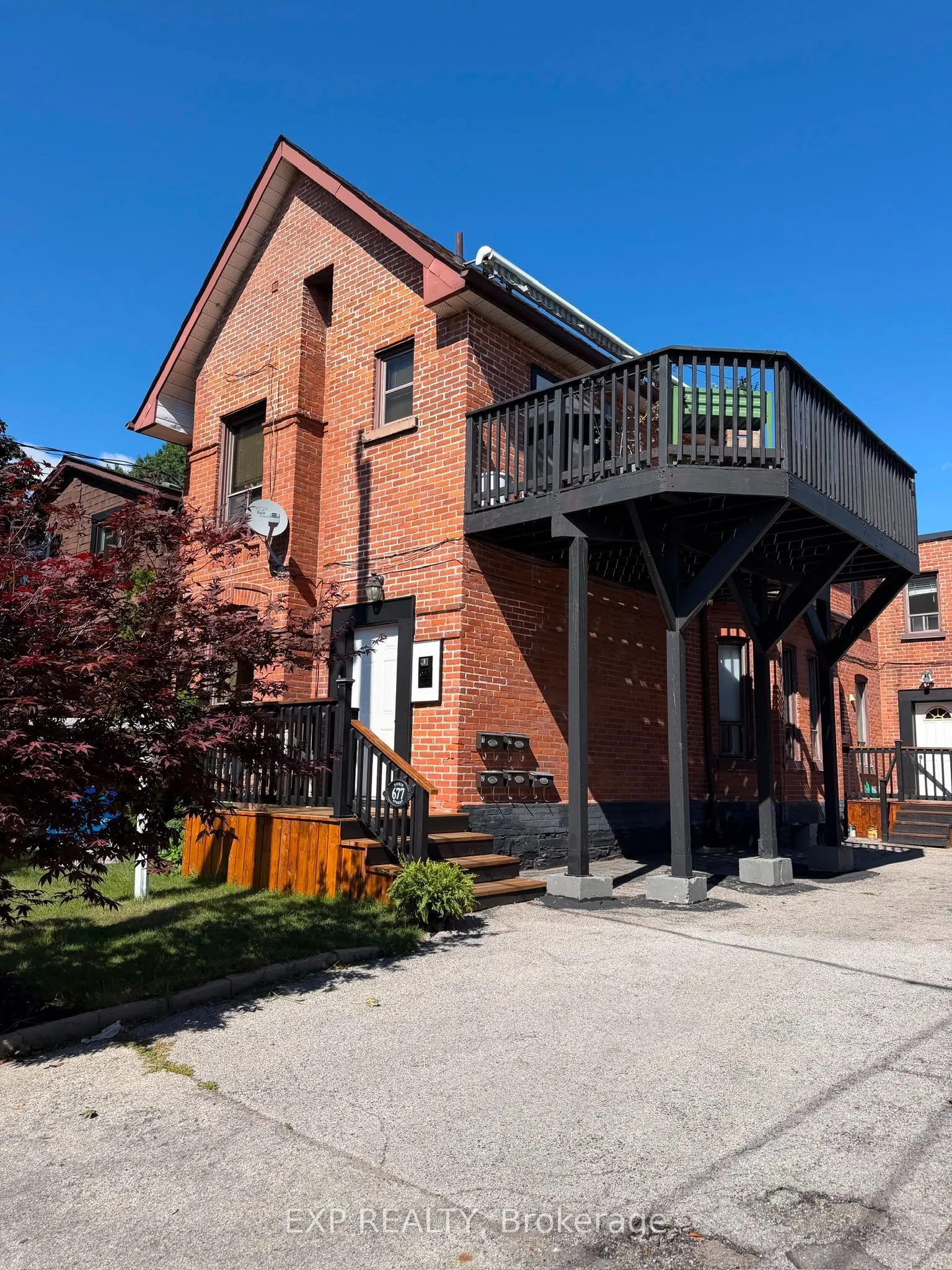 677 Durie Street #4