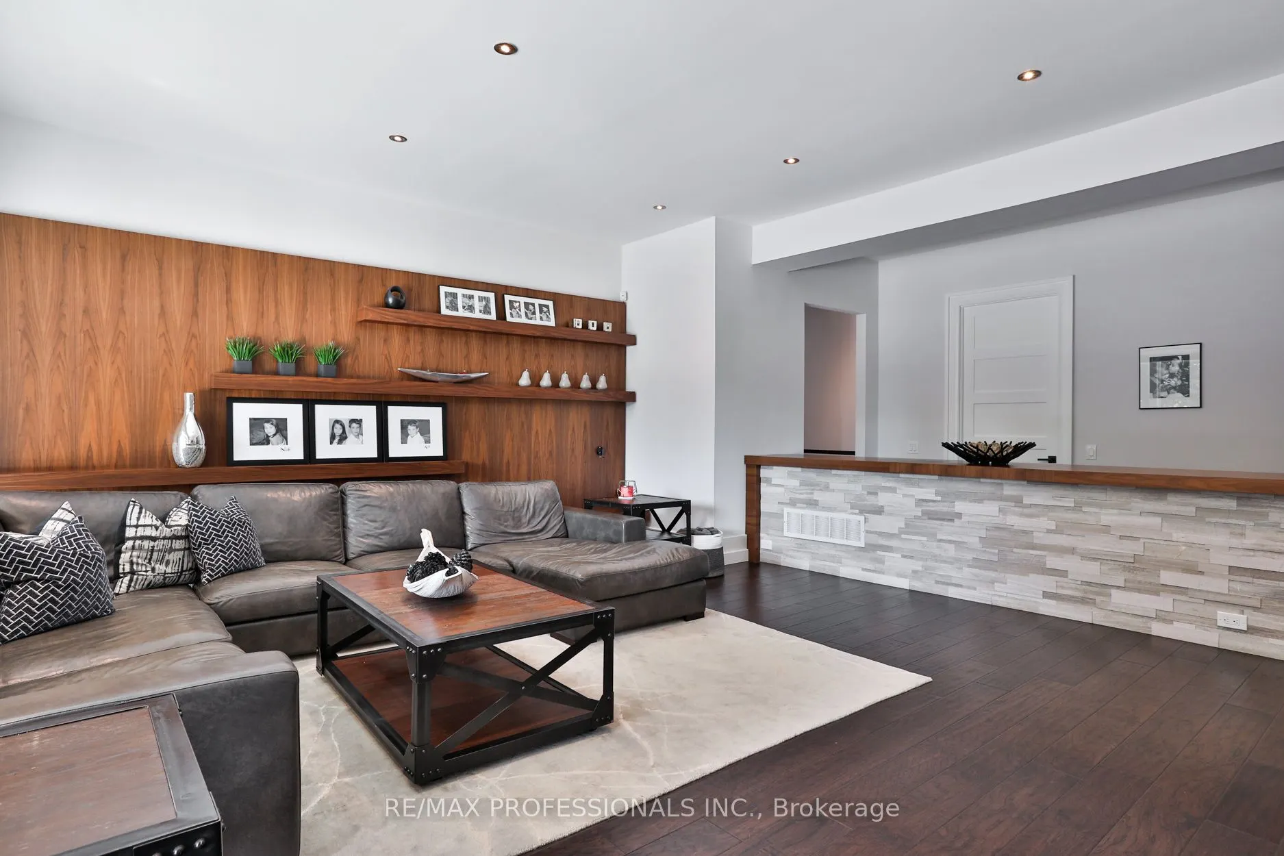 262 Maple Grove Drive