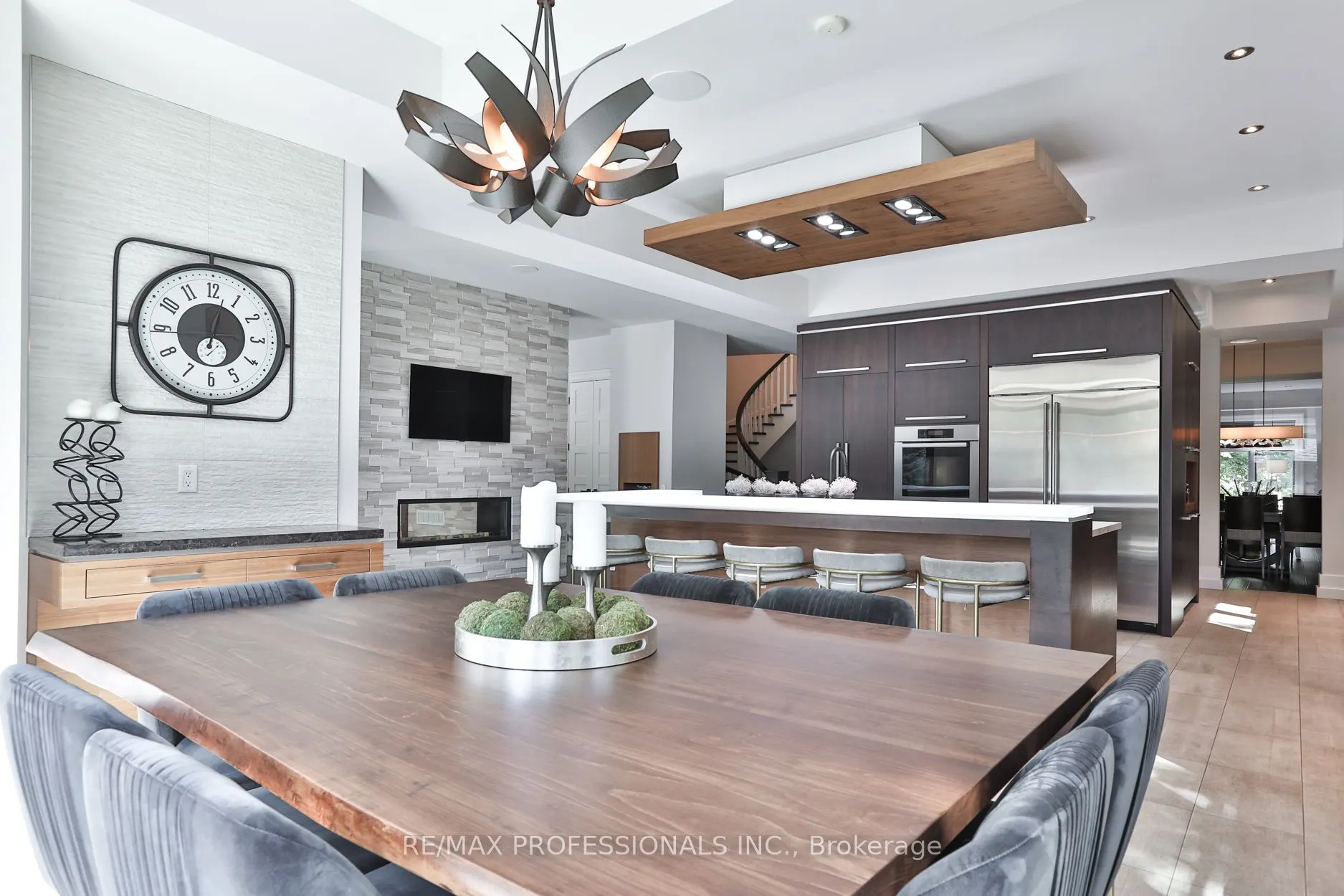 262 Maple Grove Drive