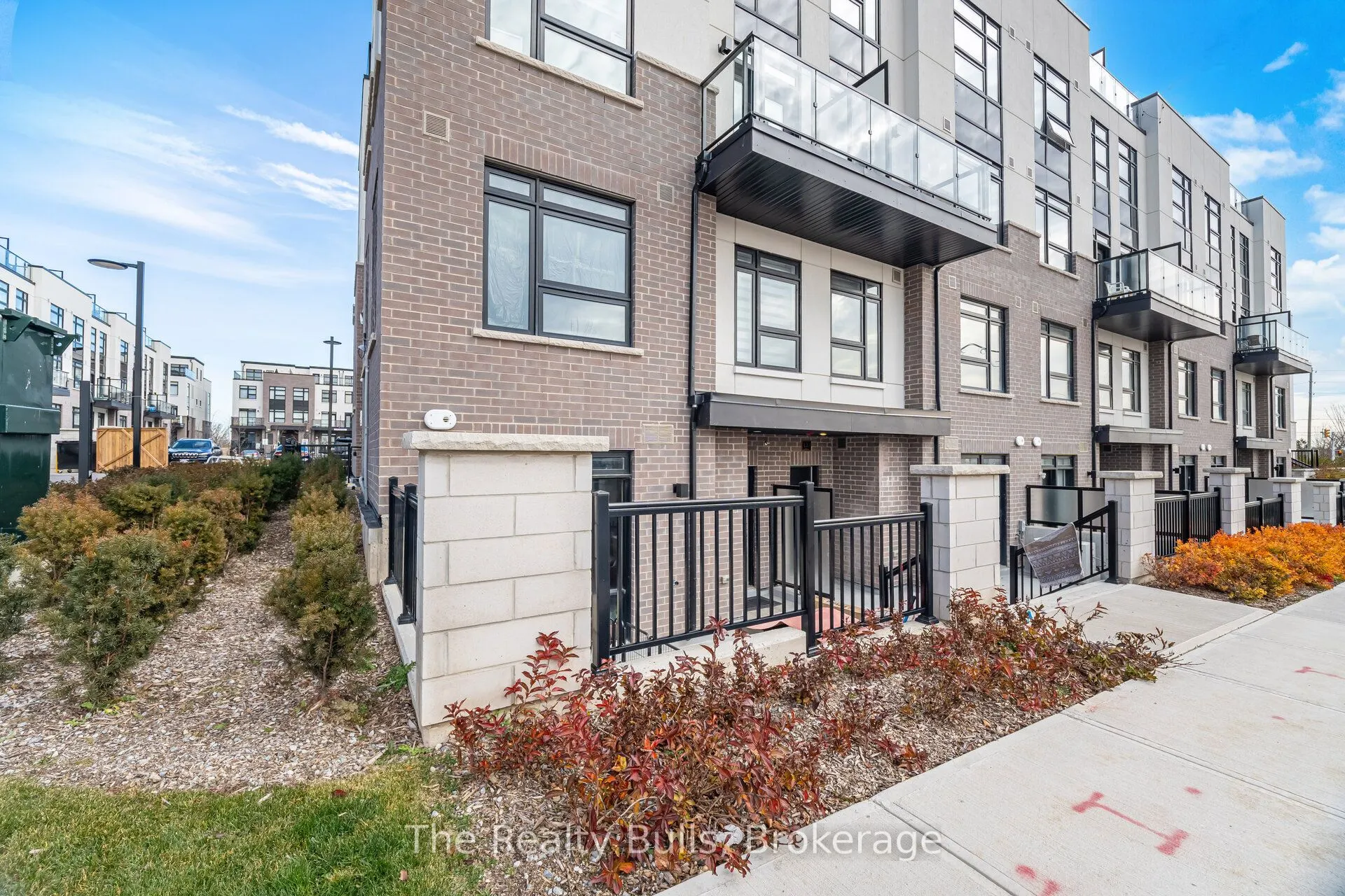1589 Rose Way #119