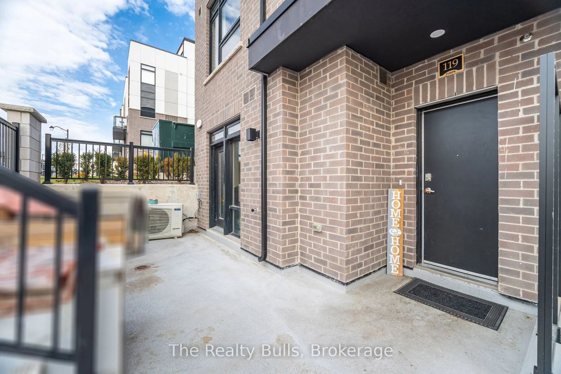 1589 Rose Way #119