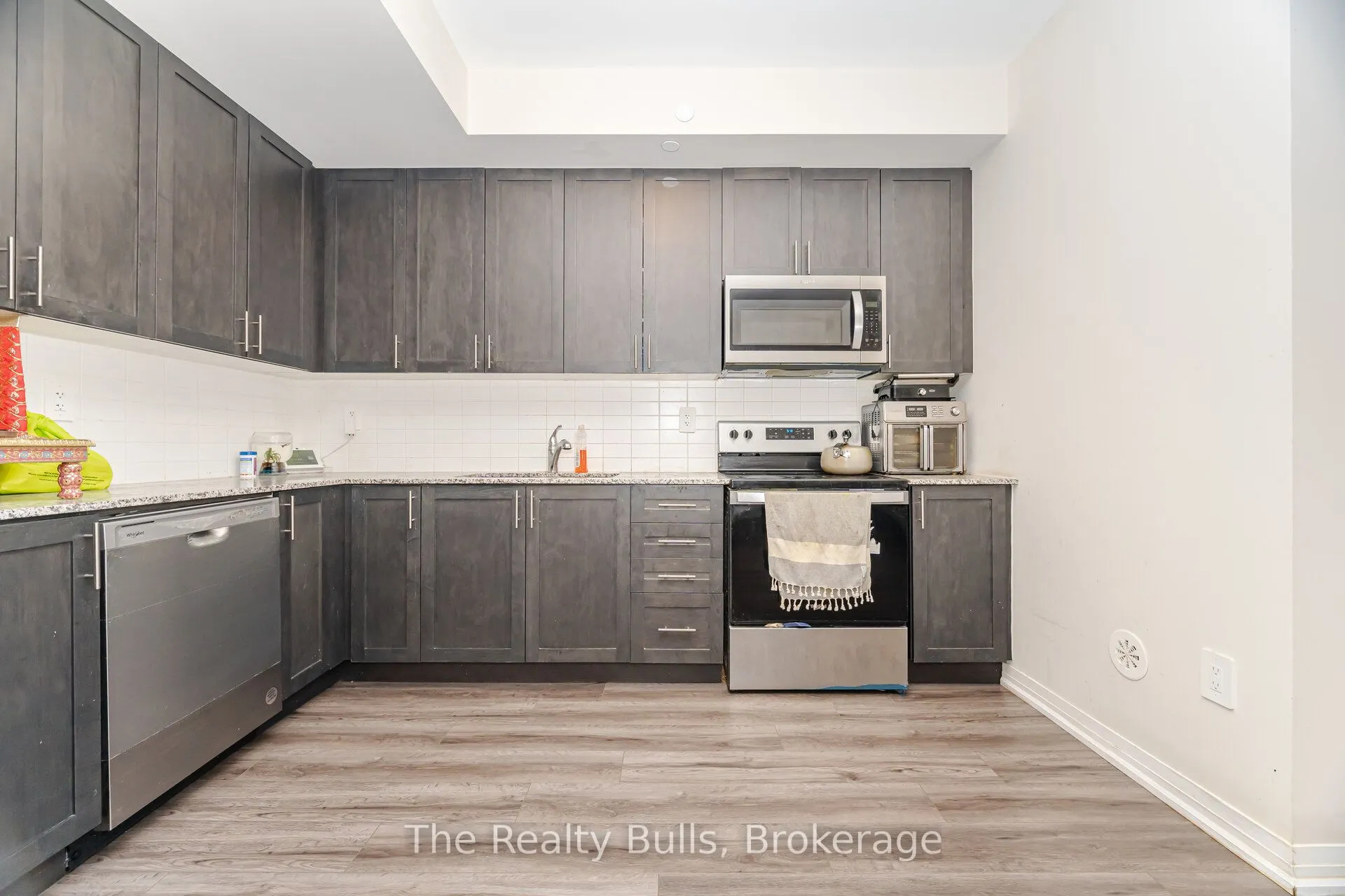 1589 Rose Way #119