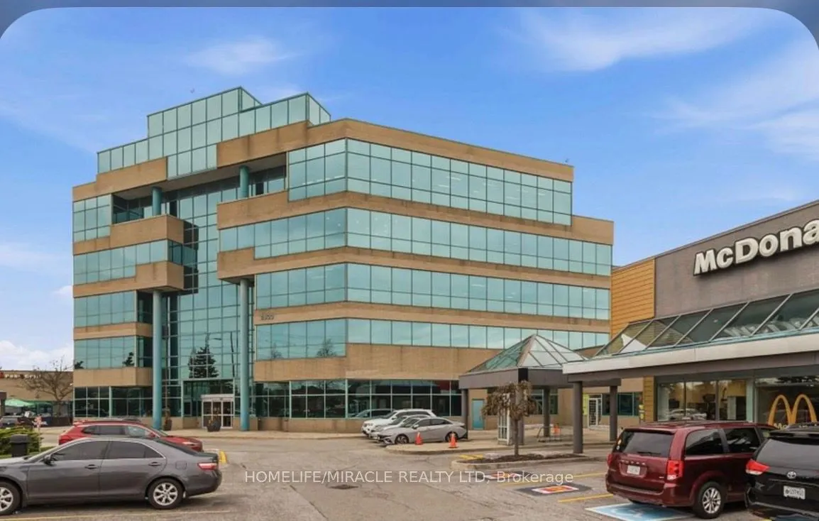 2800 Skymark Avenue #31