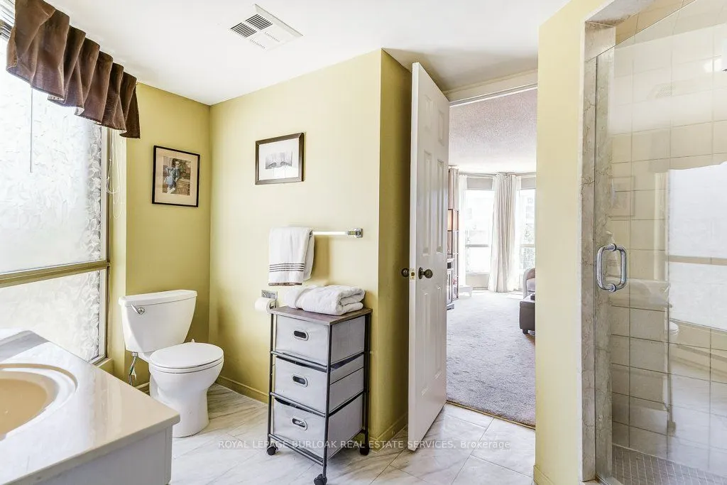 1201 North Shore Boulevard E #706