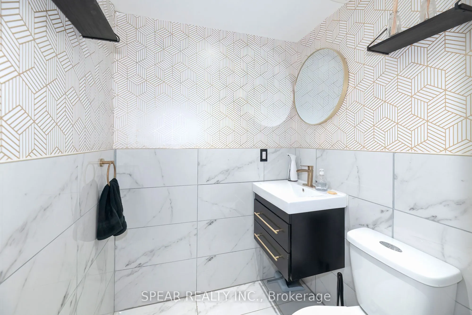 694 The Queensway Avenue #4