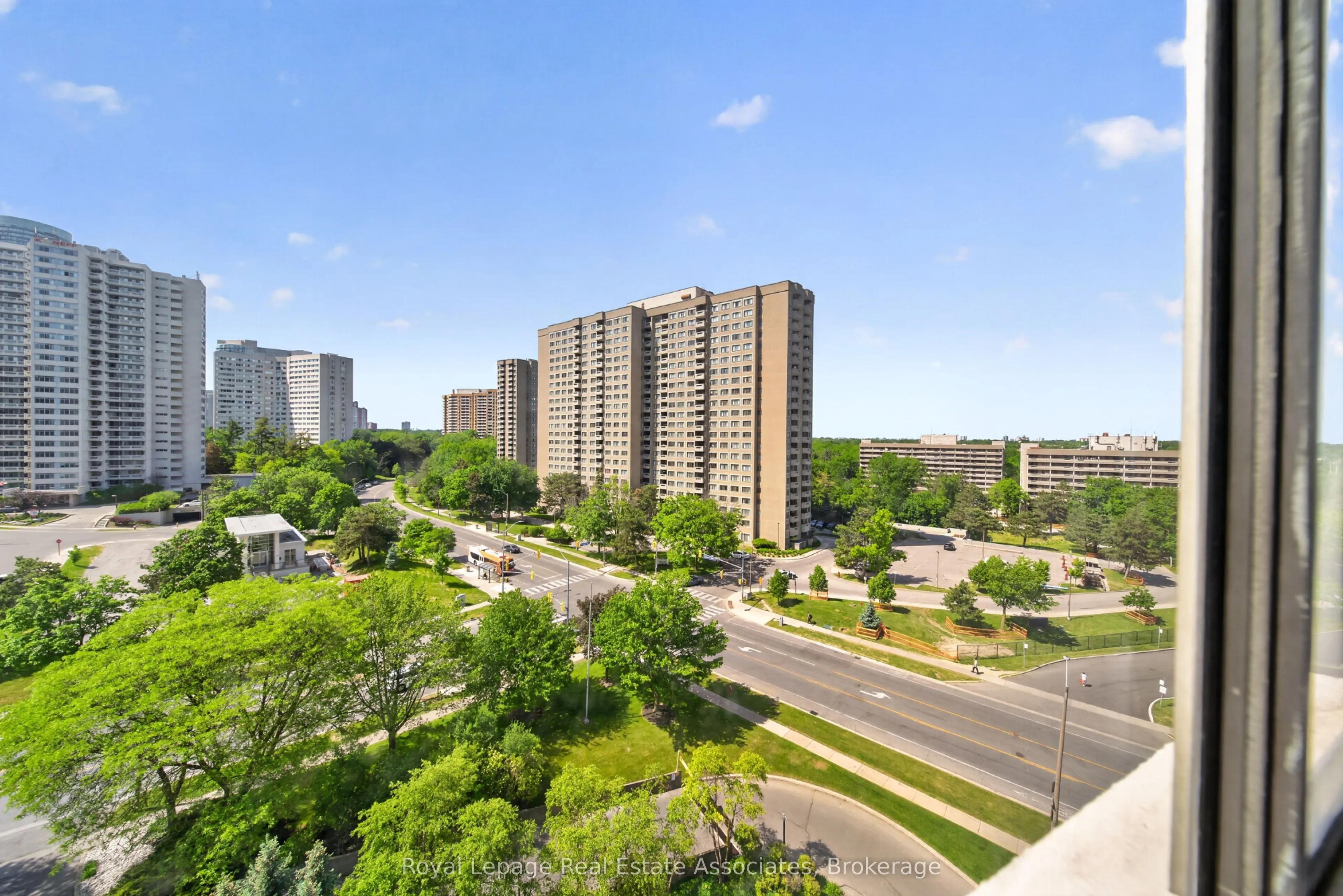 1580 Mississauga Valley Boulevard #901