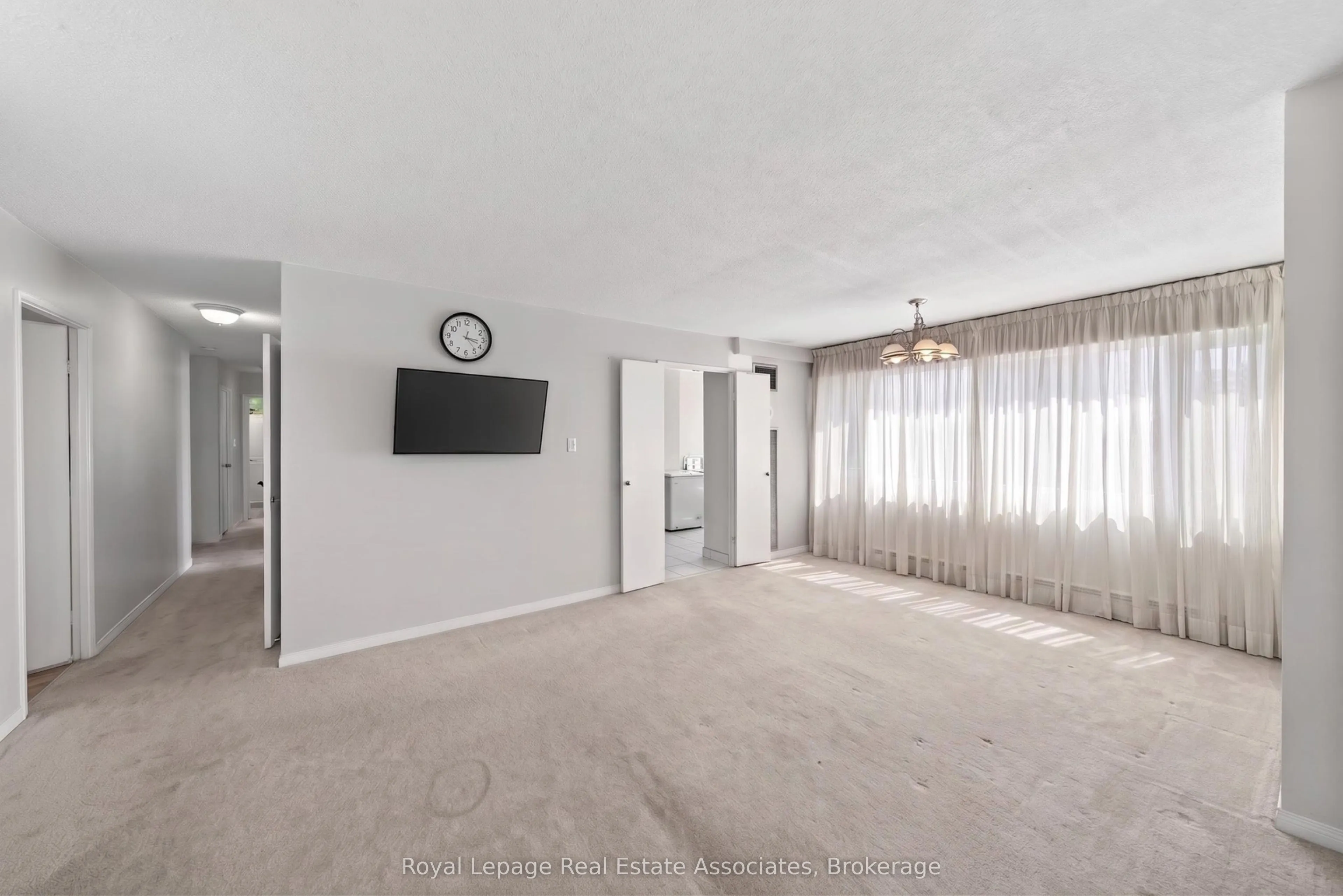 1580 Mississauga Valley Boulevard #901
