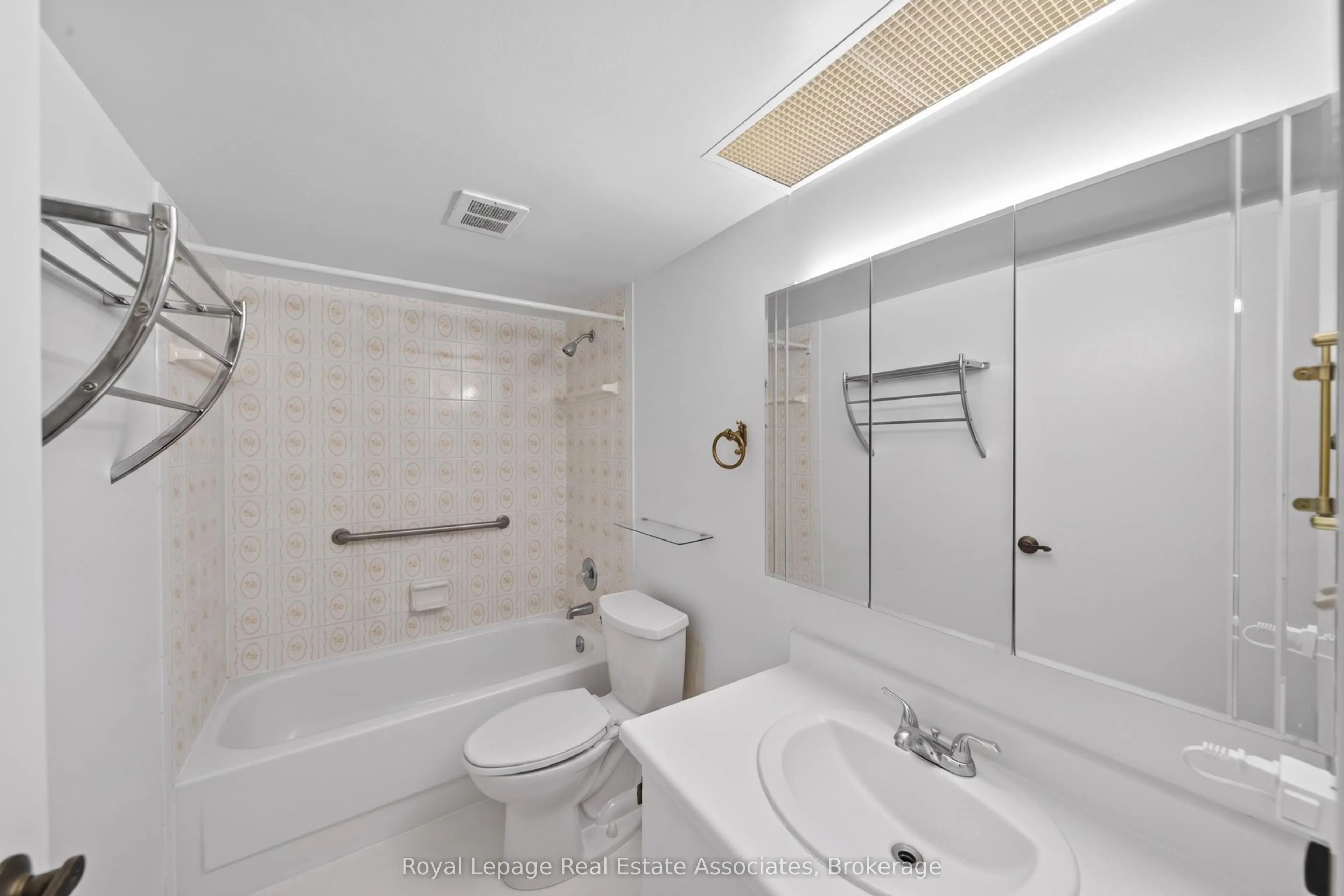 1580 Mississauga Valley Boulevard #901