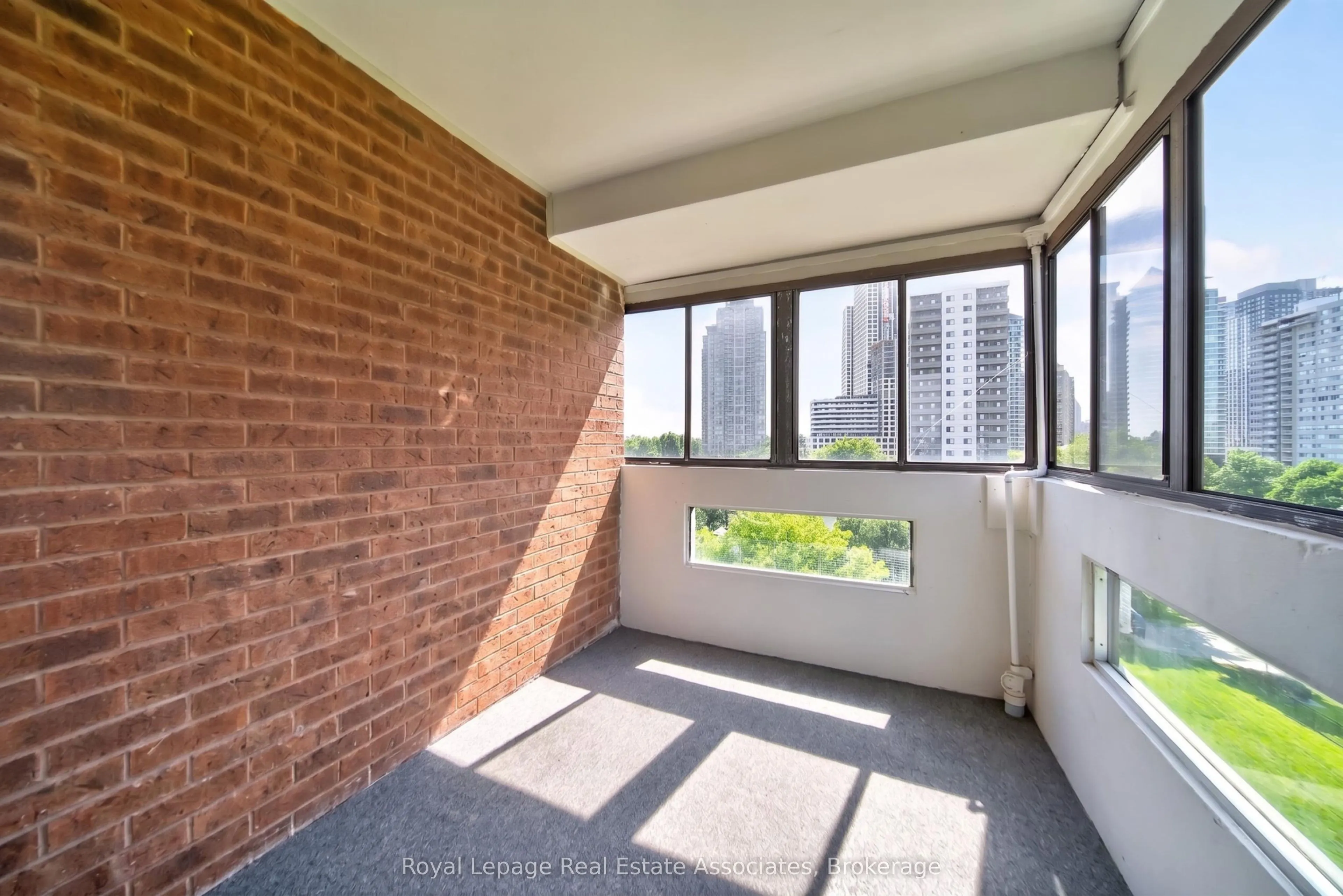 1580 Mississauga Valley Boulevard #901