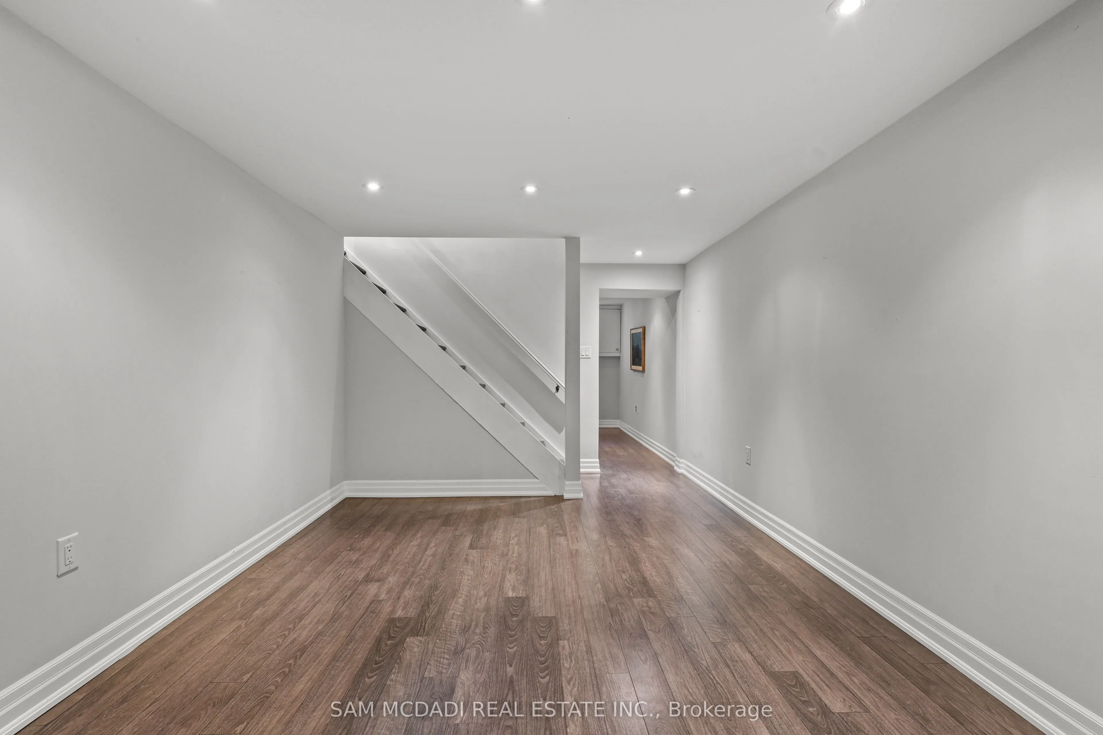 1449 Truscott Drive