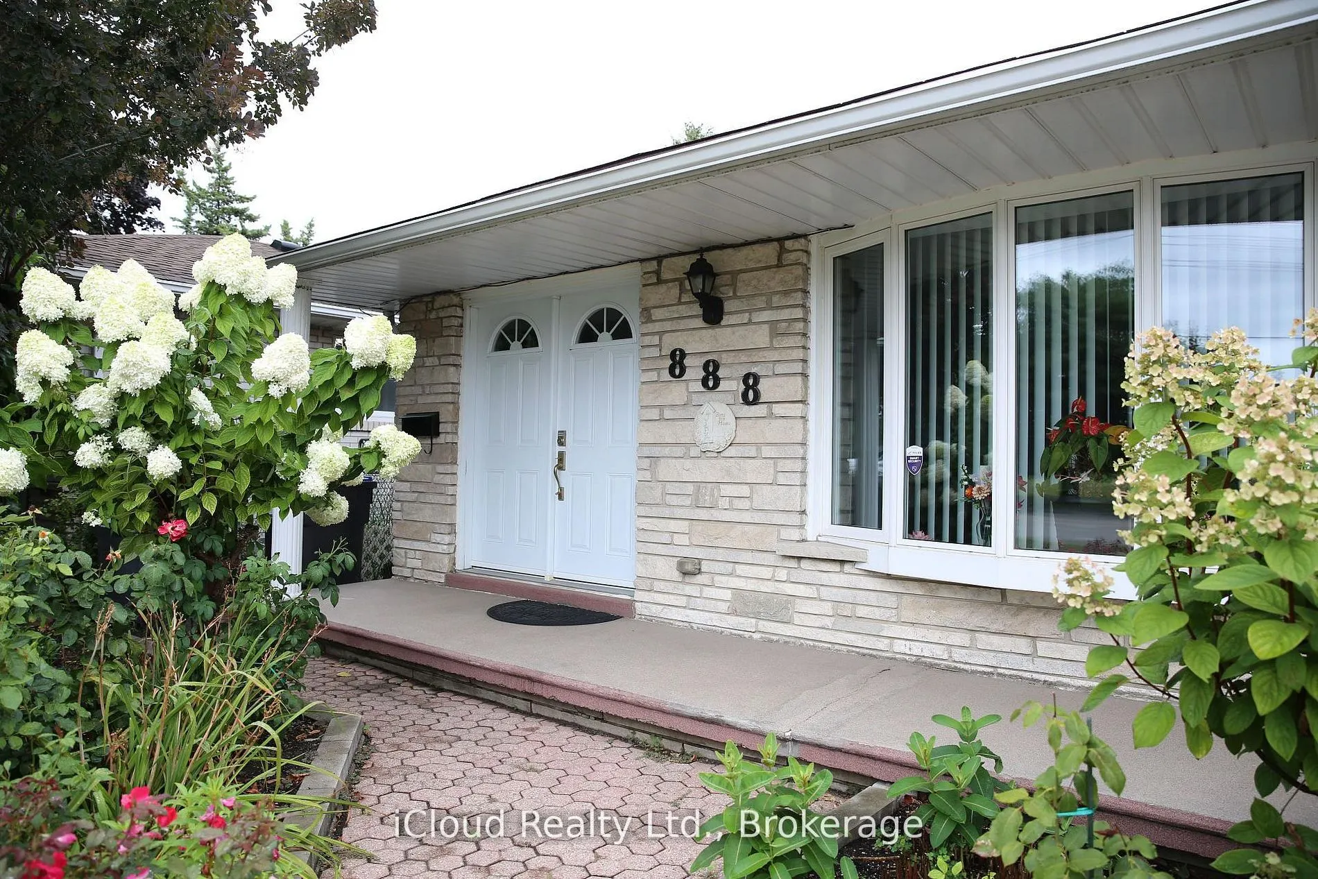 888 Bloor Street