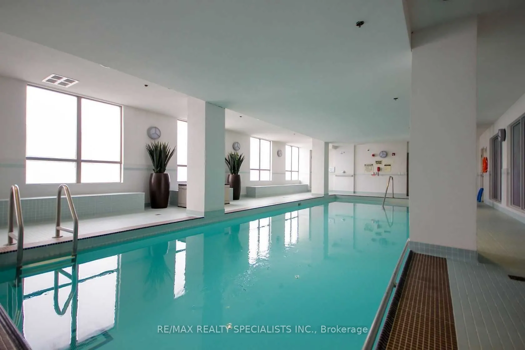 810 Scollard Court #1007