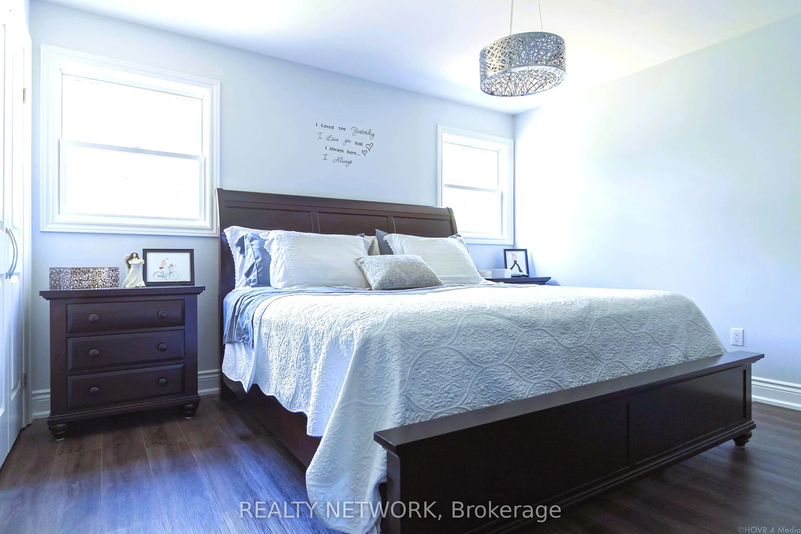 2390 Sinclair Circle