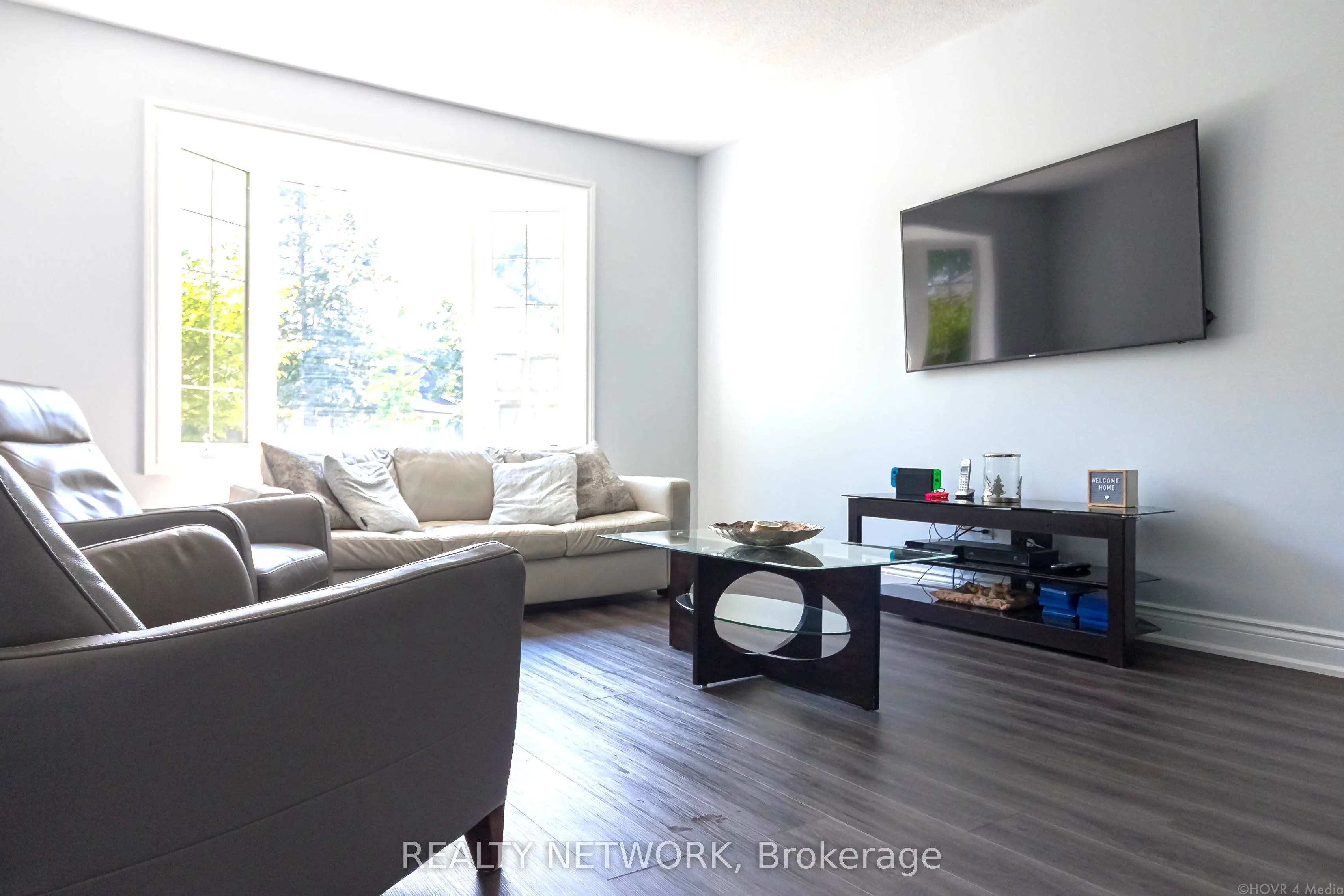 2390 Sinclair Circle