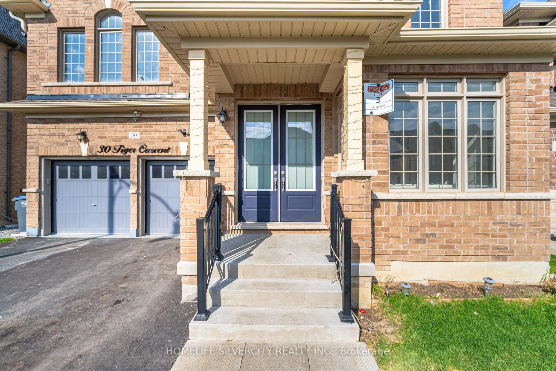 30 Tiger Crescent