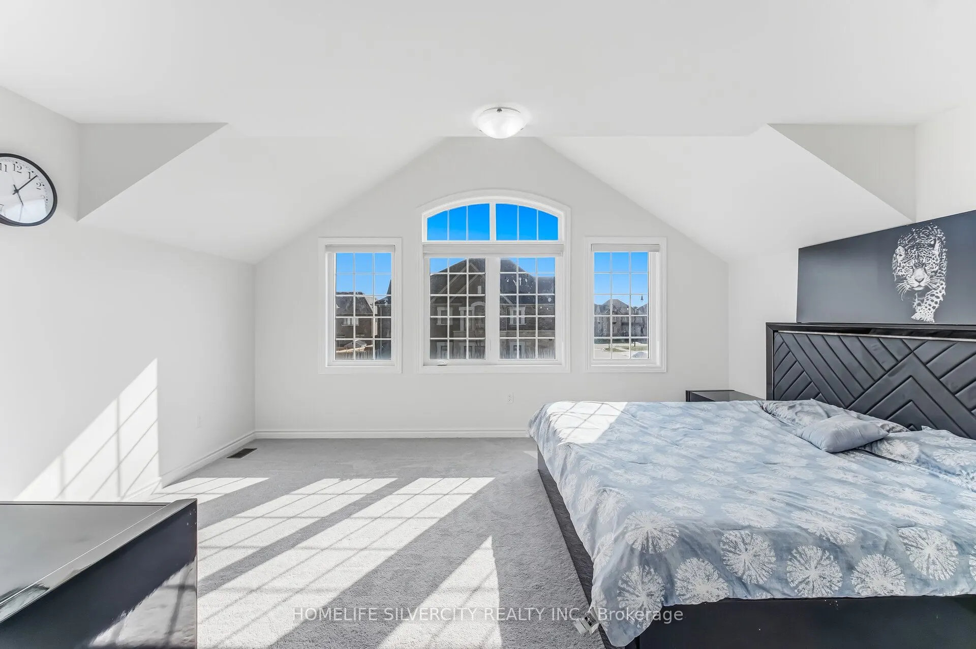 30 Tiger Crescent
