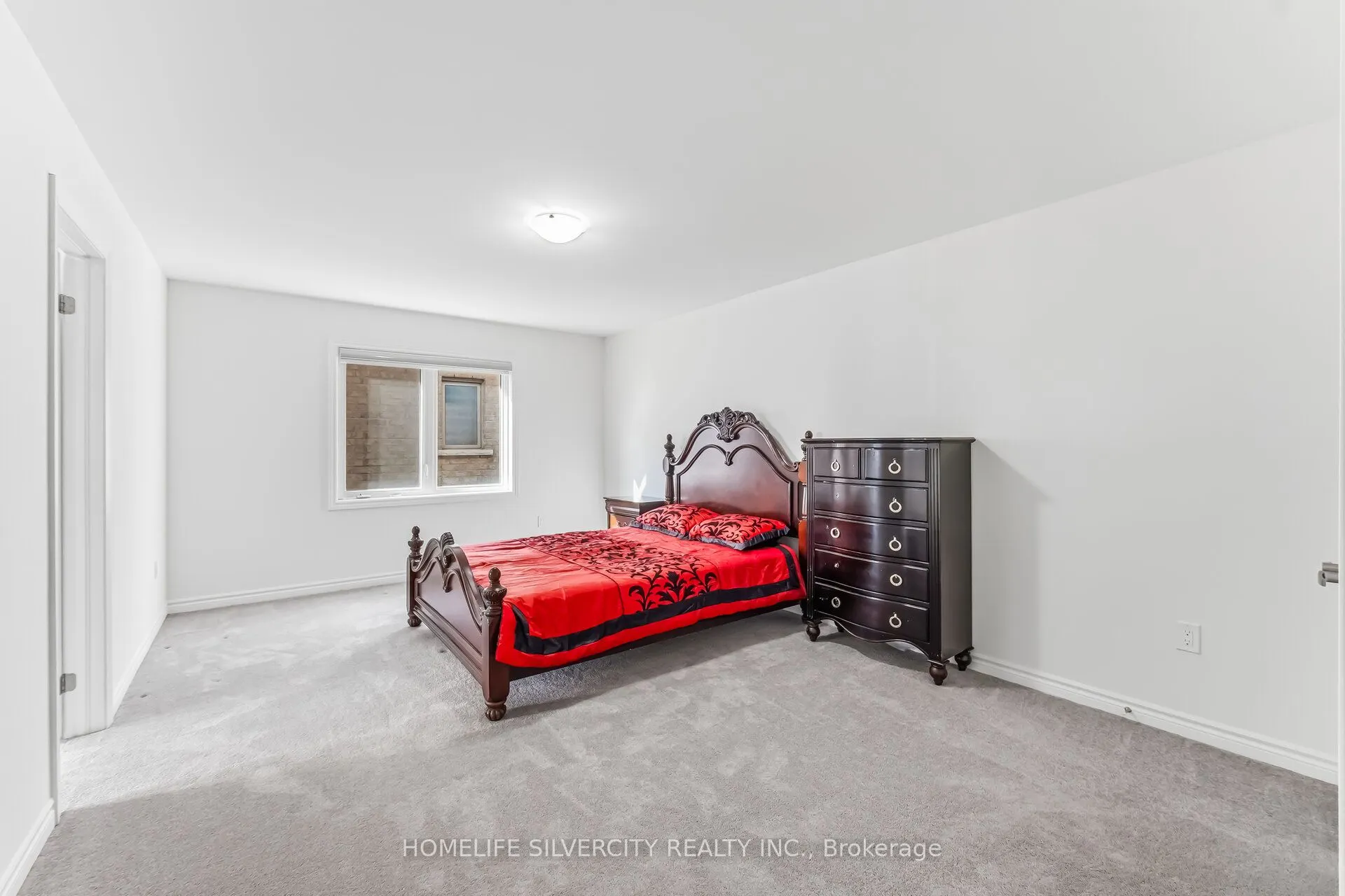 30 Tiger Crescent