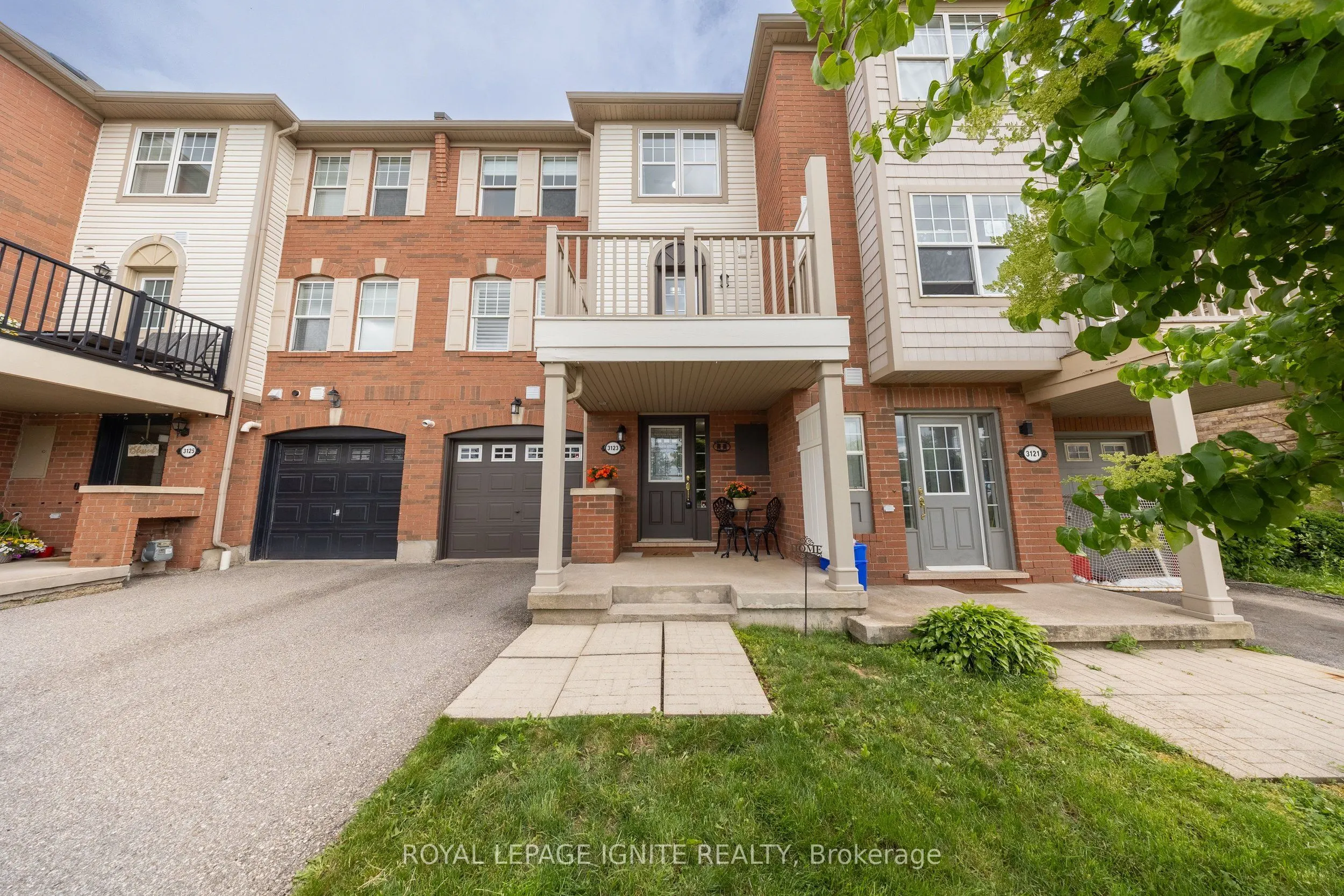 3123 Stornoway Circle