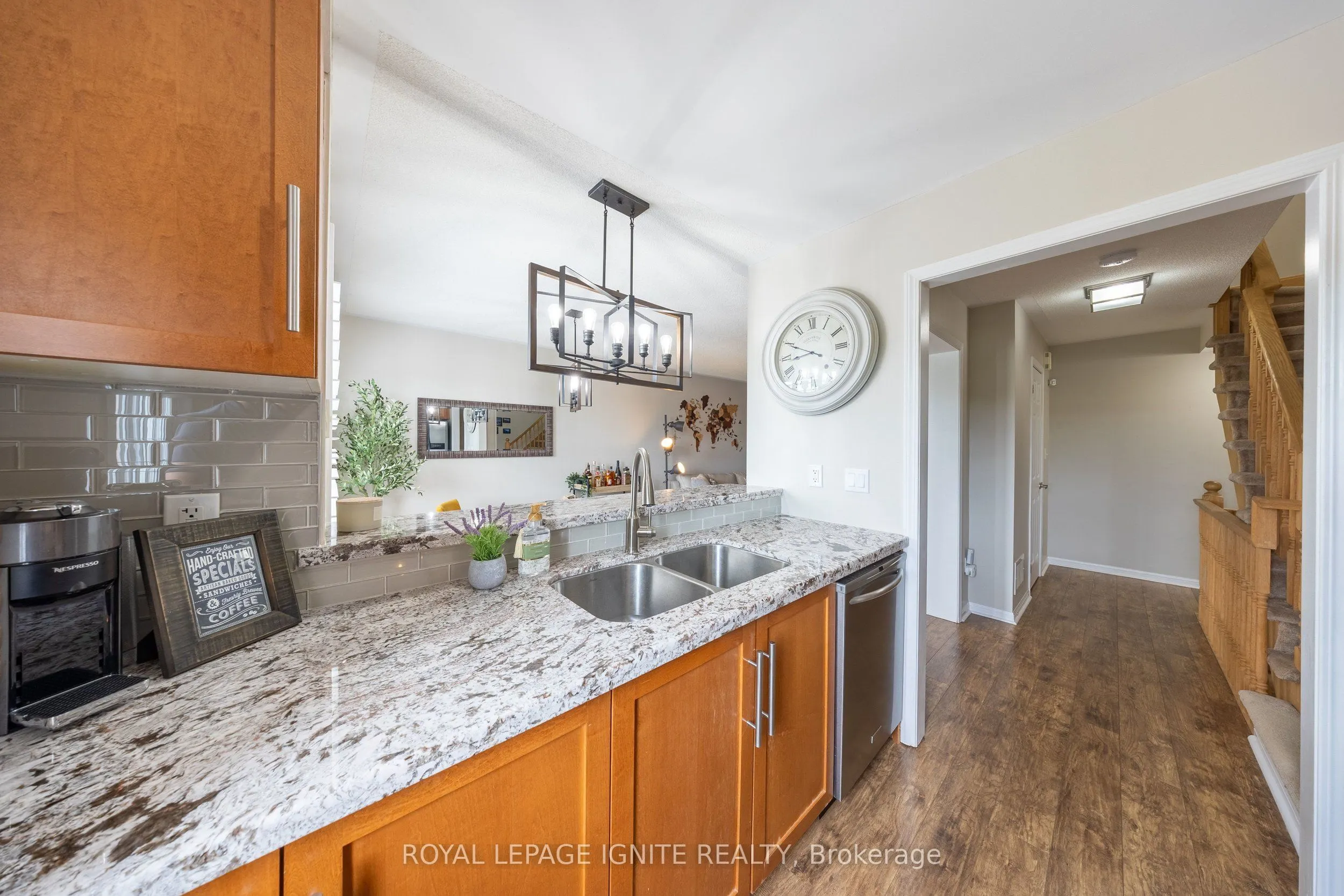 3123 Stornoway Circle
