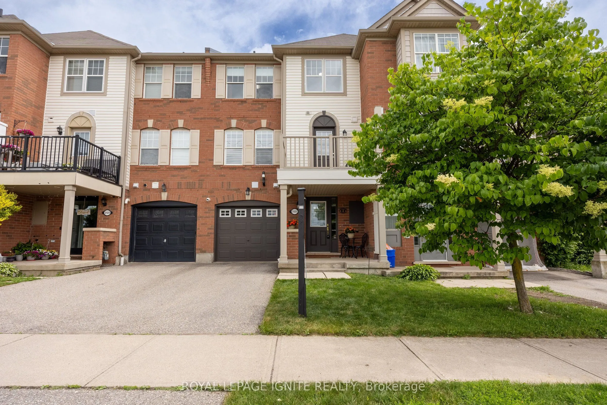 3123 Stornoway Circle