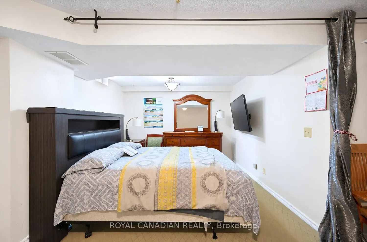 63 Heathcliffe Square #61