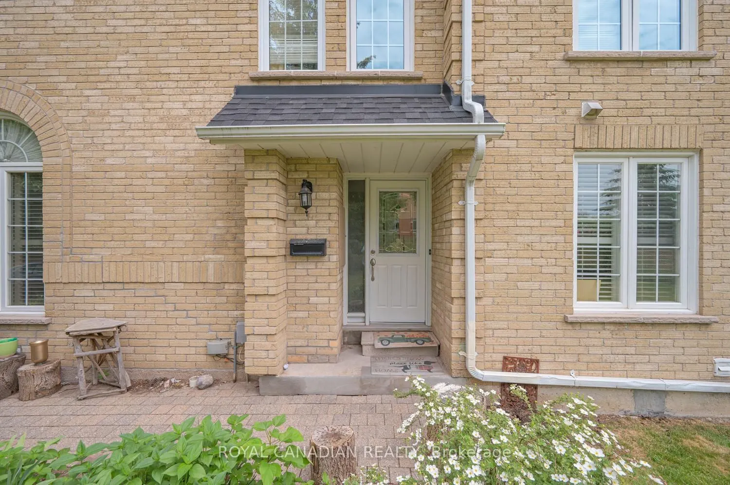 63 Heathcliffe Square #61