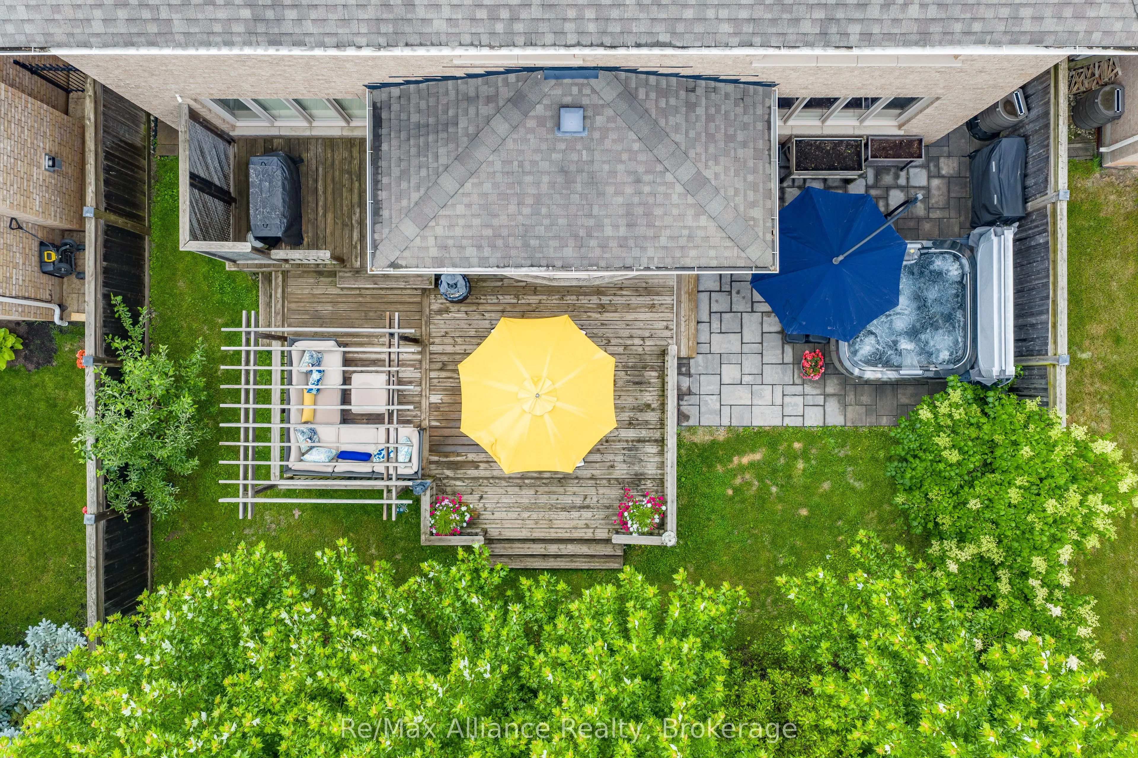 1367 Arrowhead Road