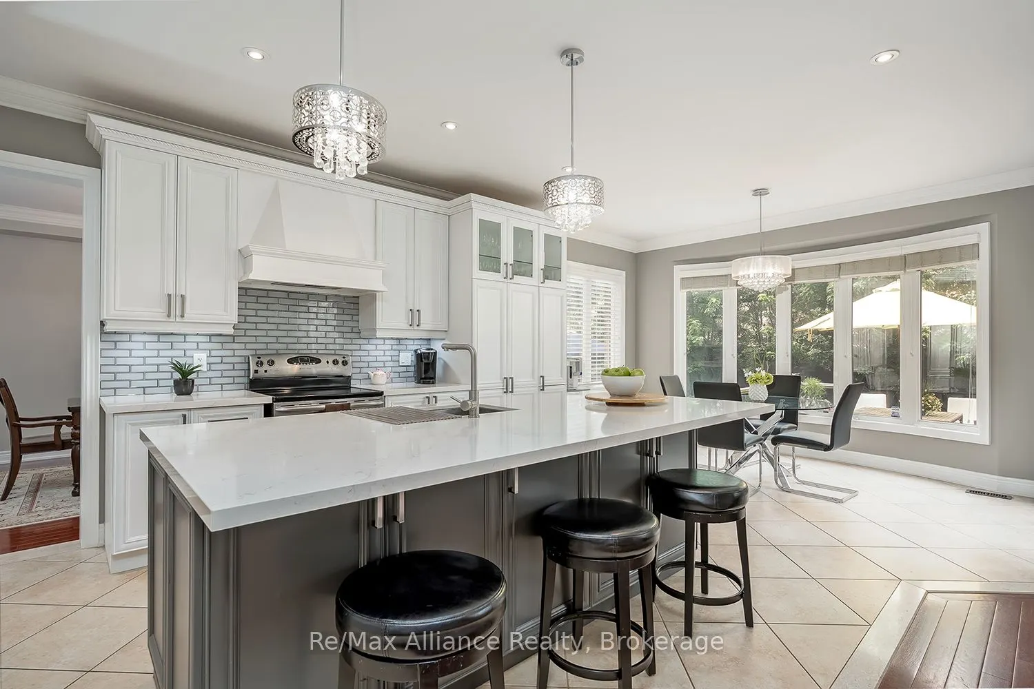 1367 Arrowhead Road