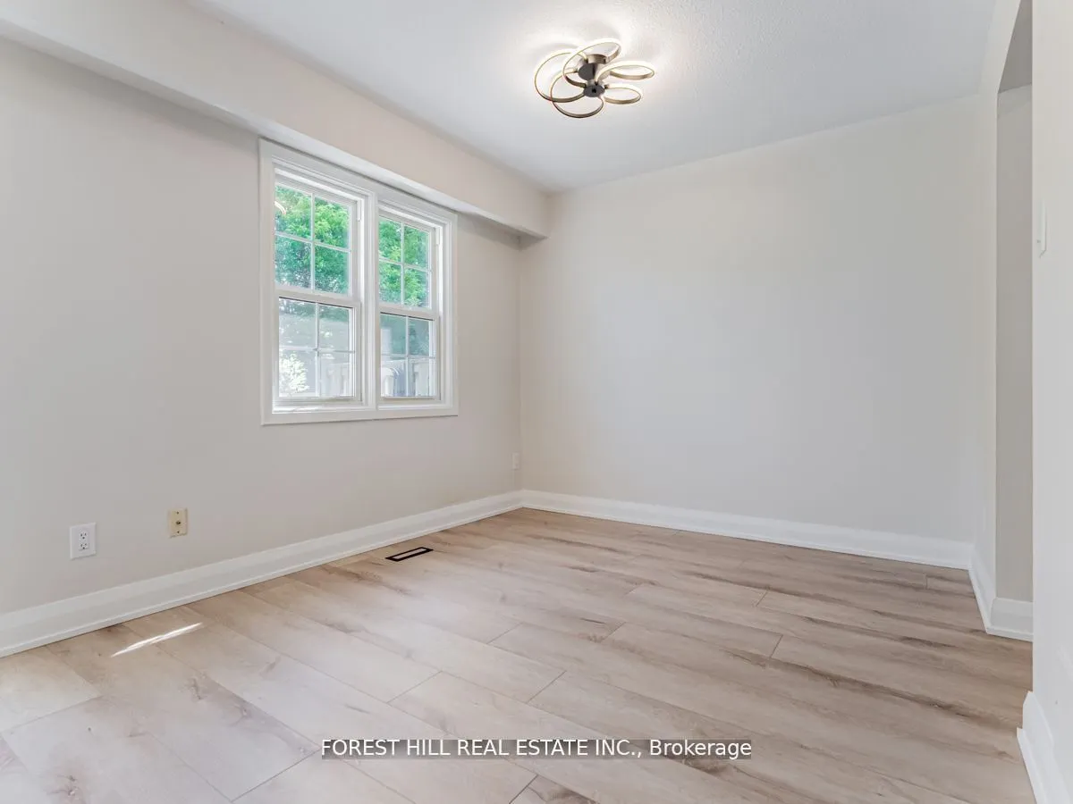 2120 Rathburn Road E #37