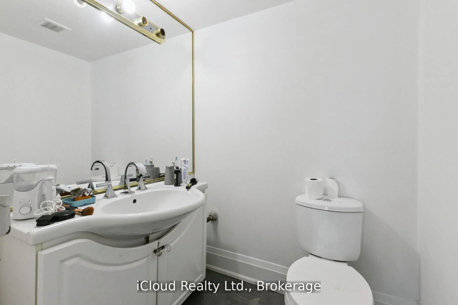 238 Albion Road #1108