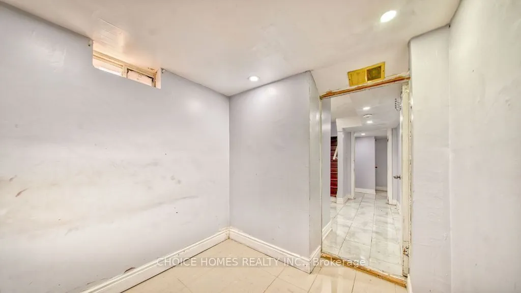 27 Savita Road